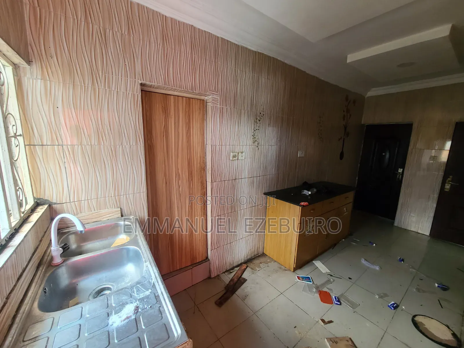 2bdrm Block of Flats in Rukpakulusi New, Port-Harcourt for rent
