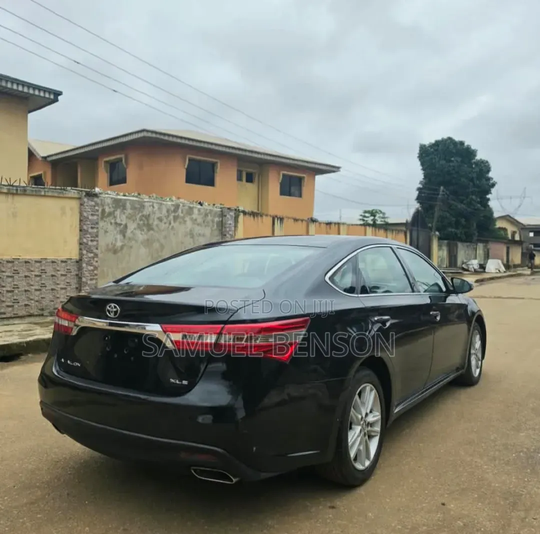 Toyota Avalon XLE 4dr Sedan (3.5L 6cyl 6A) 2015 Black
