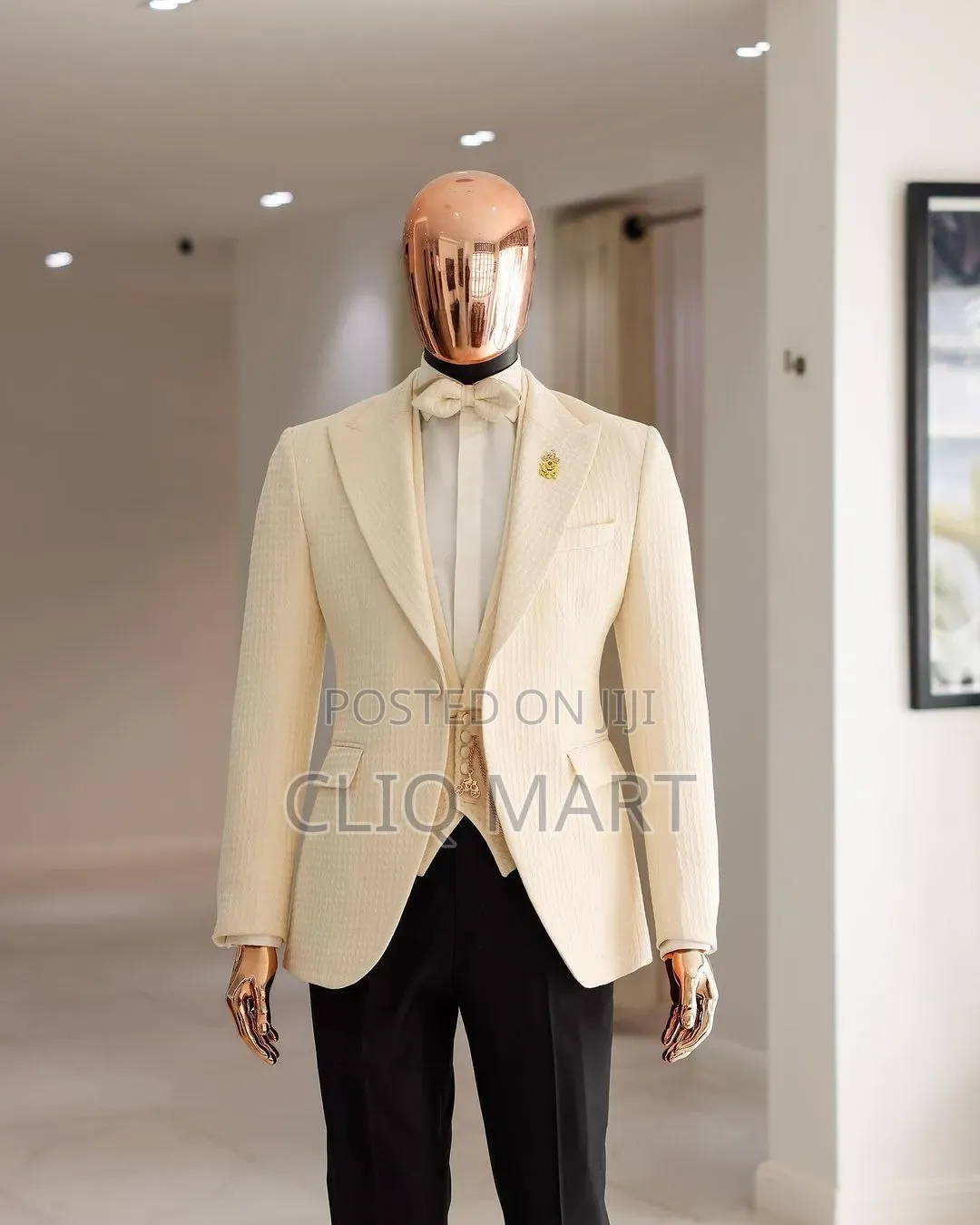 Cream-White Lapel Tuxedo – Jacquard With Brown Trousers Waistcoat