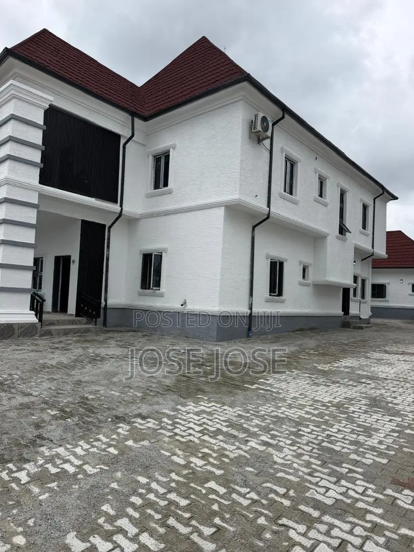 Furnished 3bdrm Block of Flats in Around Ochacho, Karmo for rent
