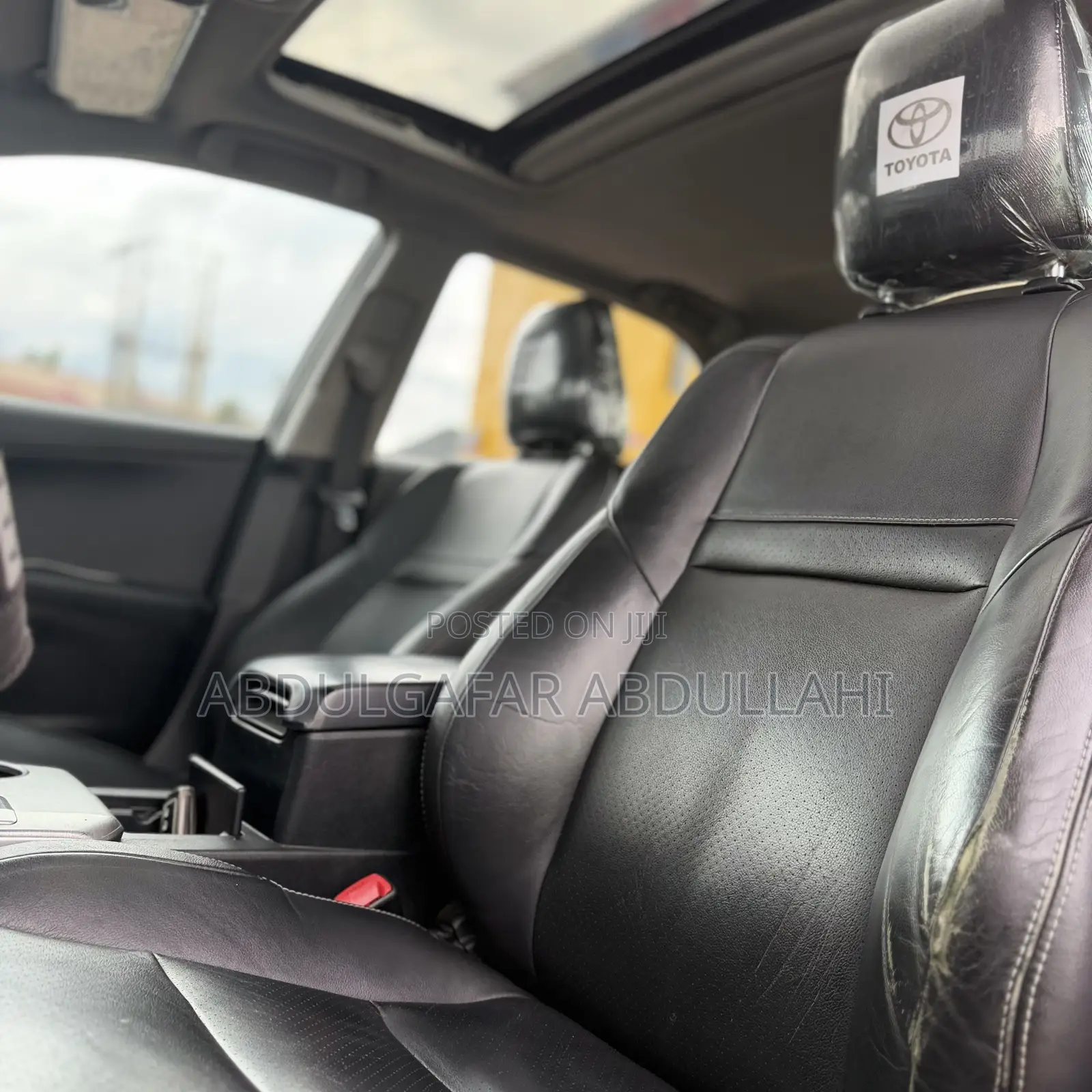 Toyota Camry SE V6 4dr Sedan (3.5L 6cyl 6A) 2013 Silver