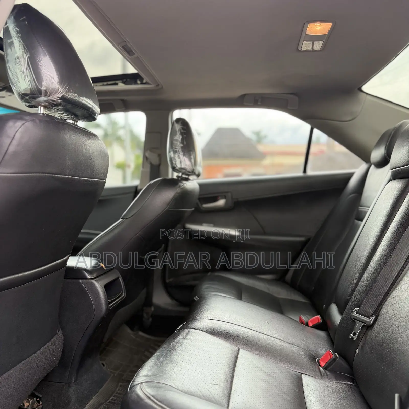 Toyota Camry SE V6 4dr Sedan (3.5L 6cyl 6A) 2013 Silver