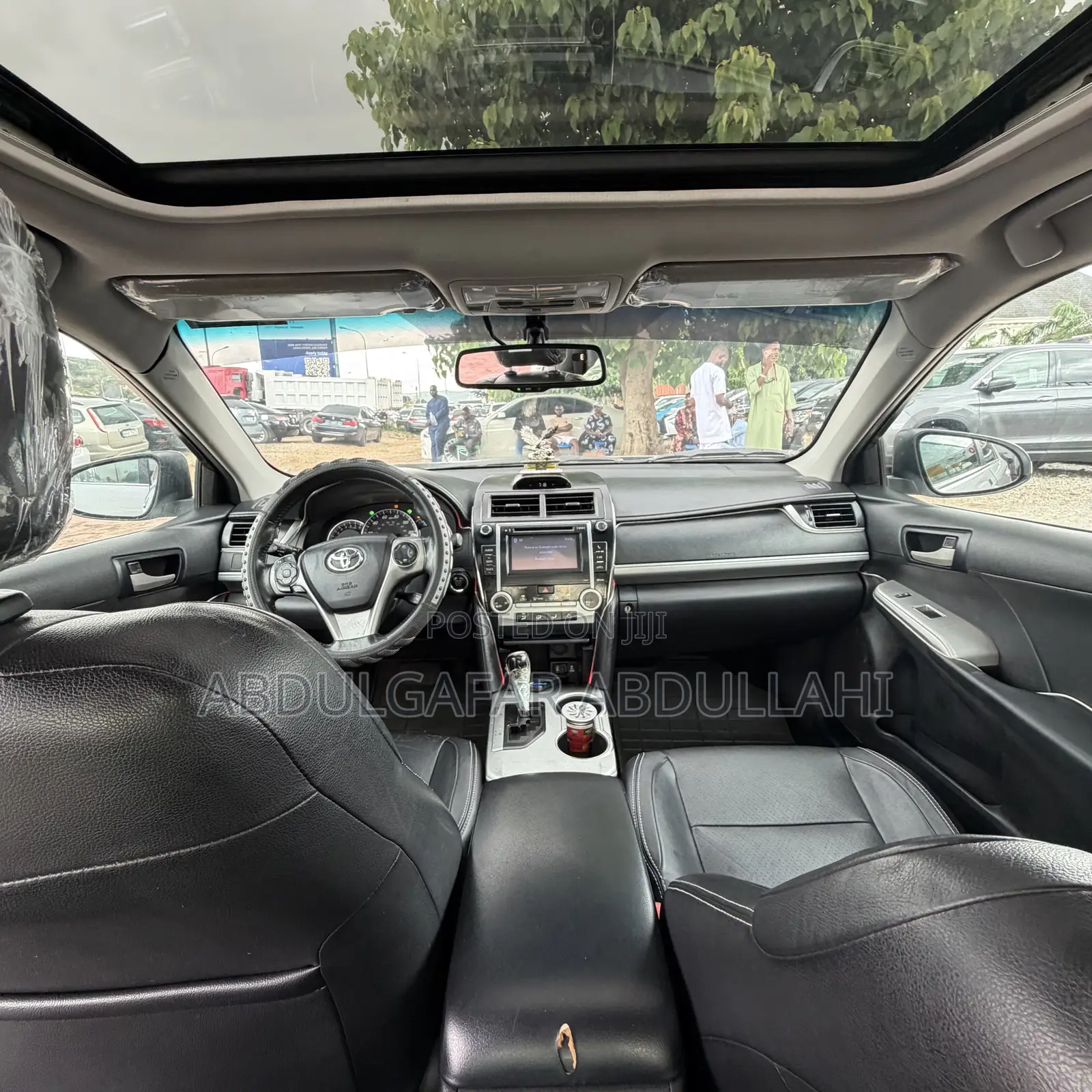 Toyota Camry SE V6 4dr Sedan (3.5L 6cyl 6A) 2013 Silver