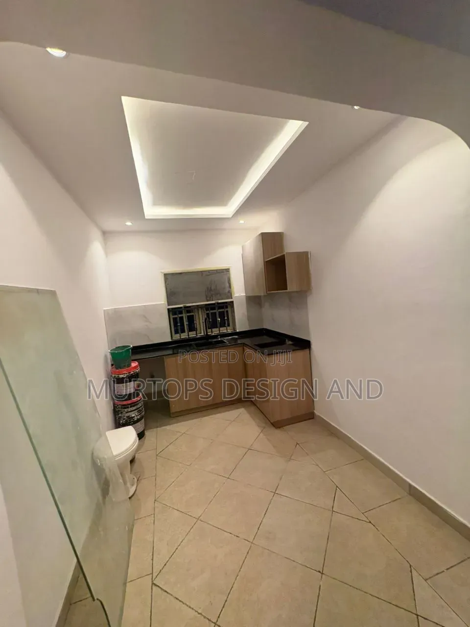 Mini Flat in Ikota Villa for rent
