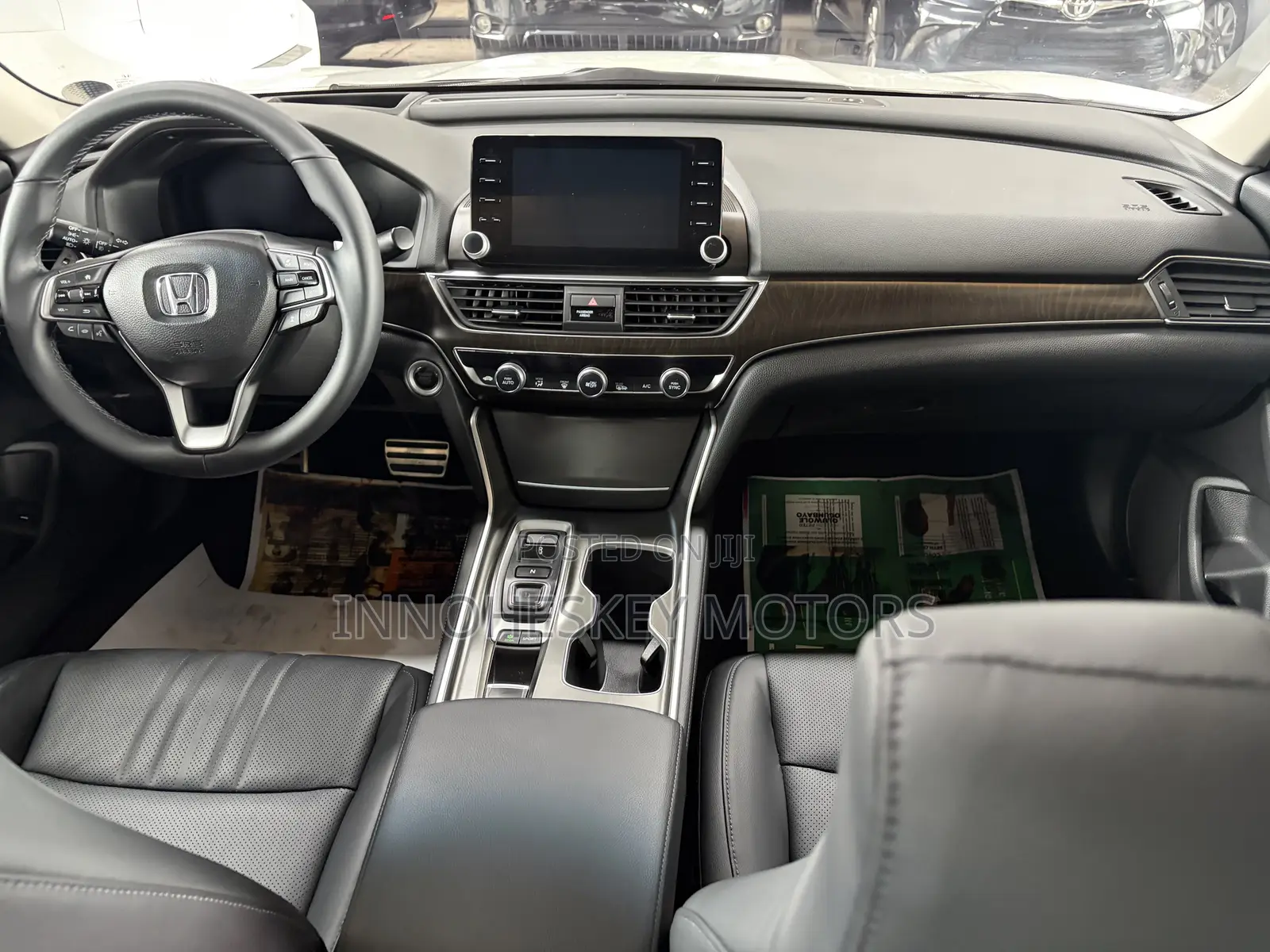 Honda Accord Sport 2.0T 2018 White