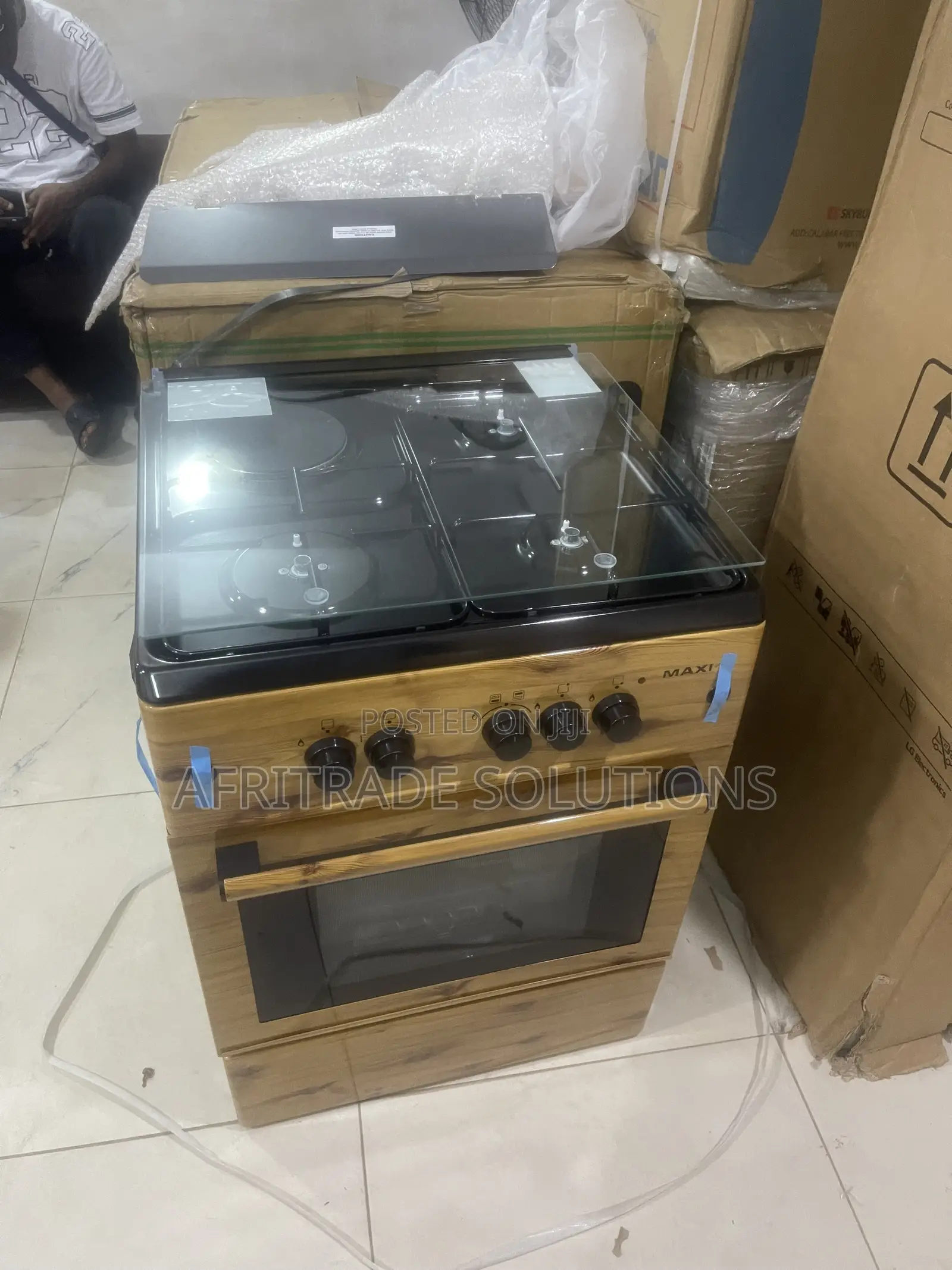 Maxi 6060 Gas Cooker – Ready for the Family Feast