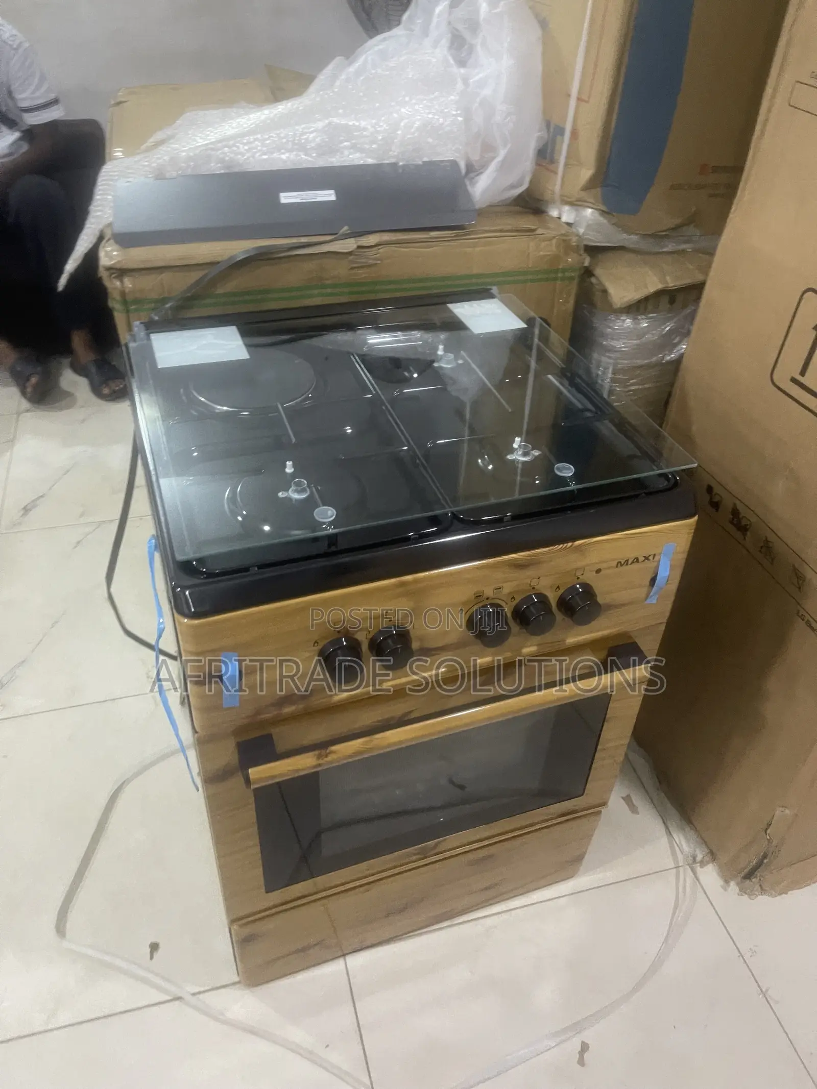 Maxi 6060 Gas Cooker – Ready for the Family Feast