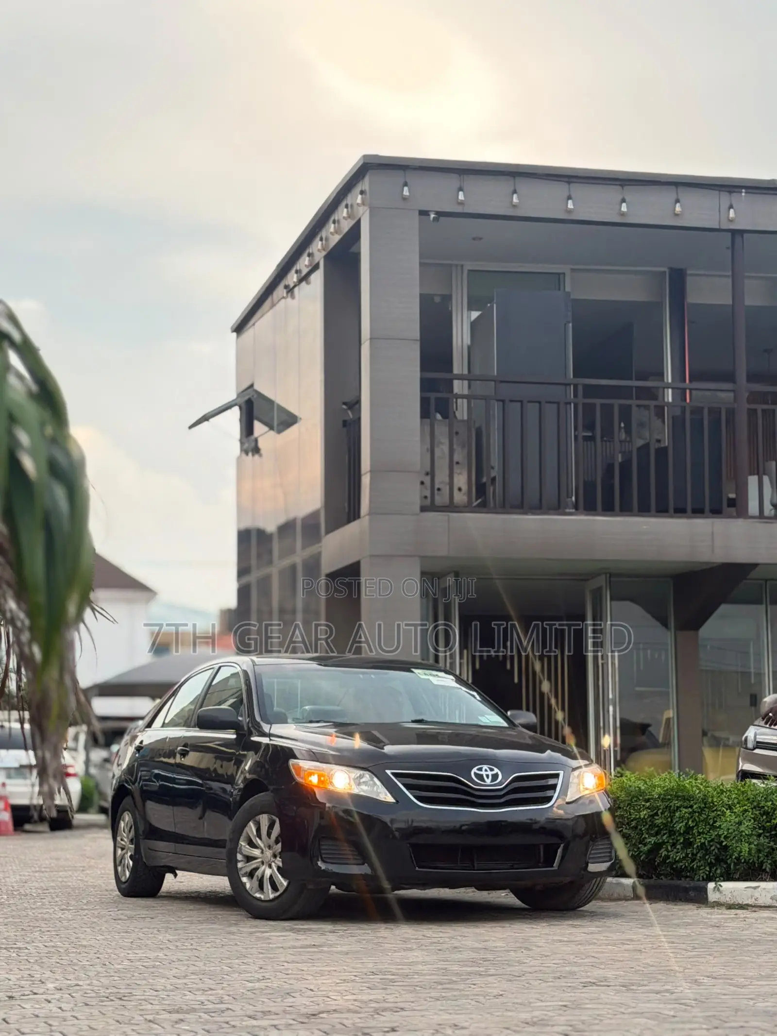 Toyota Camry LE 4dr Sedan (2.5L 4cyl 6AM) 2010 Black