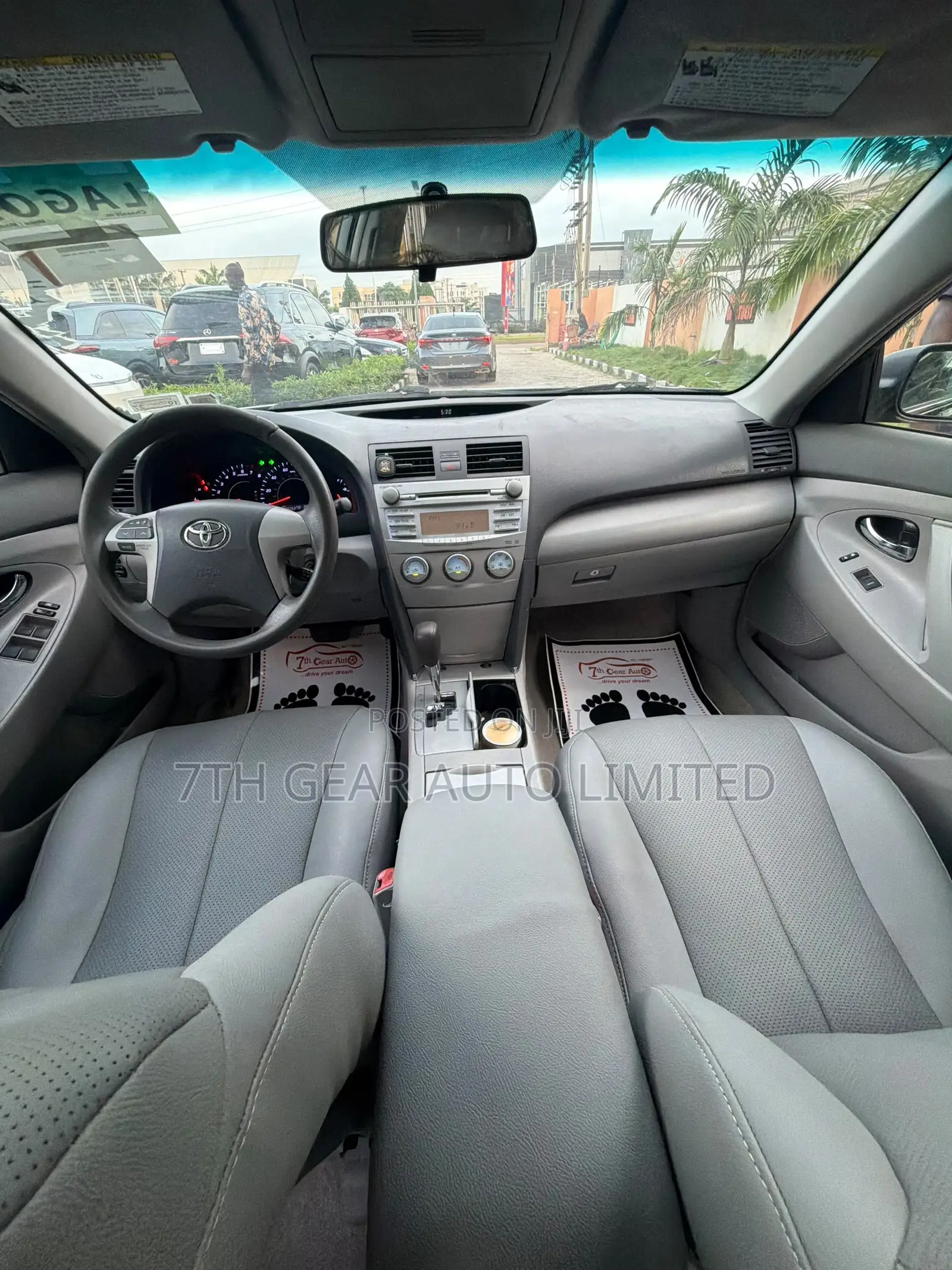 Toyota Camry LE 4dr Sedan (2.5L 4cyl 6AM) 2010 Black