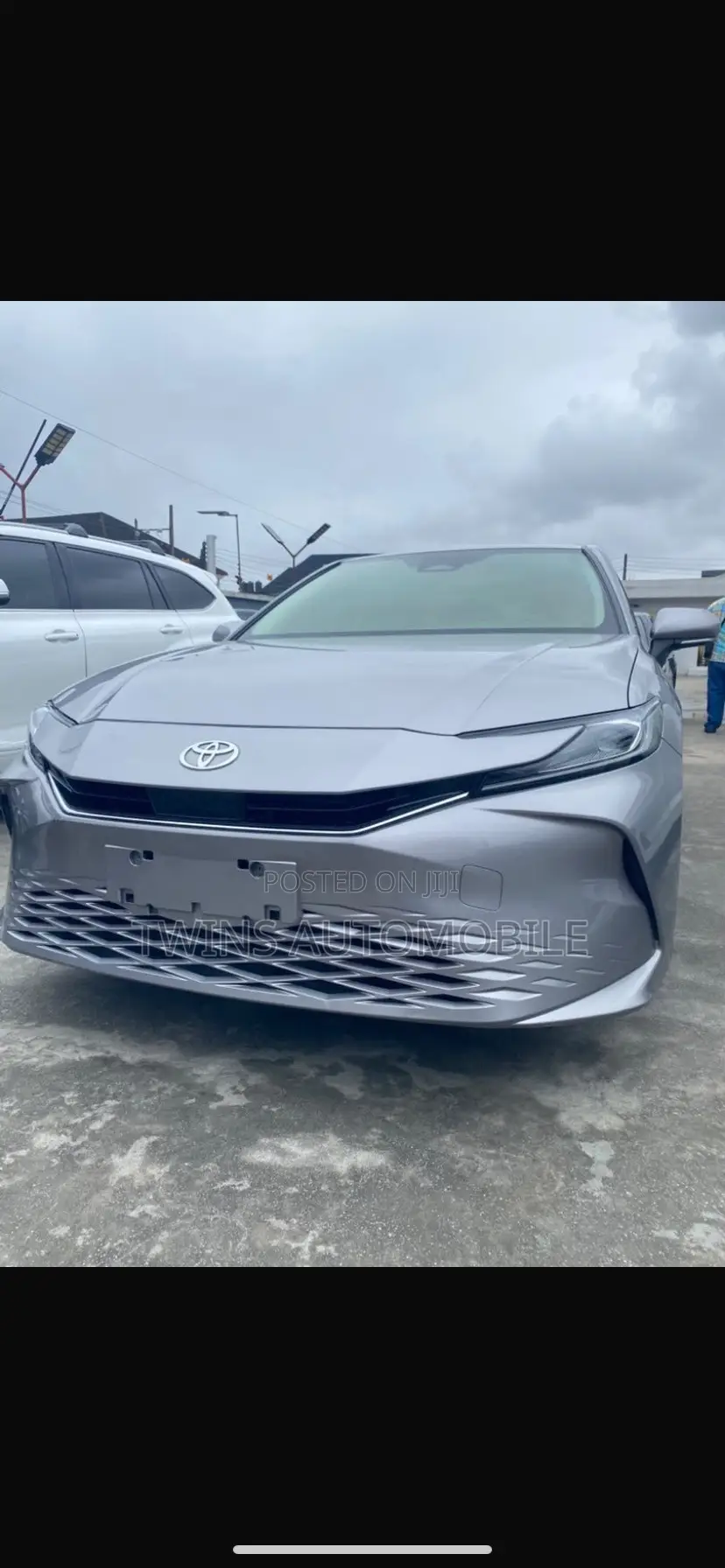 Toyota Camry SE 2025 Gray