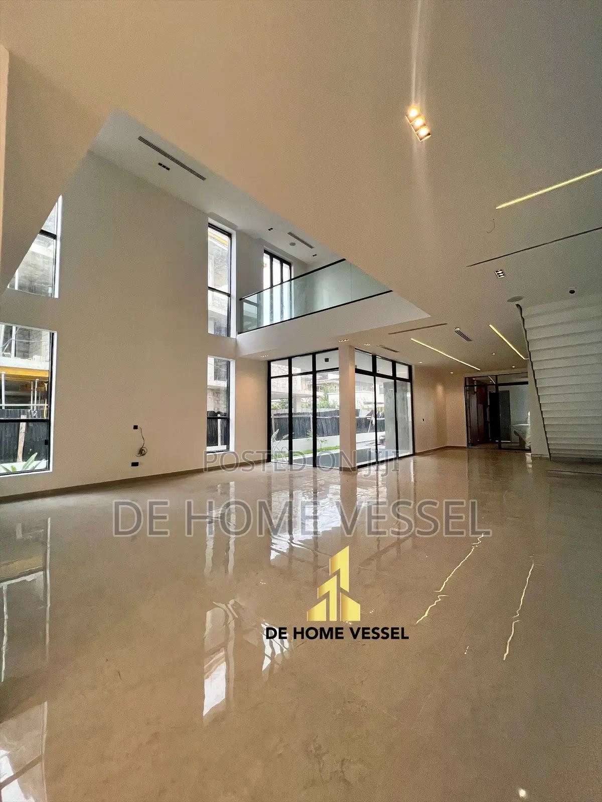 5bdrm Duplex in Ikate for sale