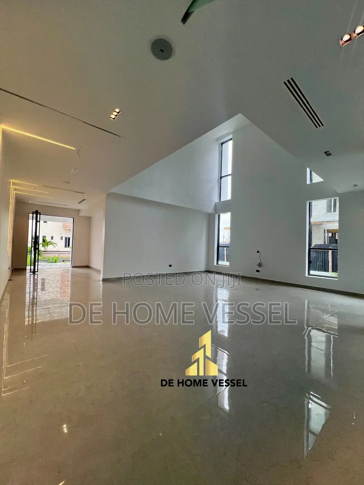 5bdrm Duplex in Ikate for sale