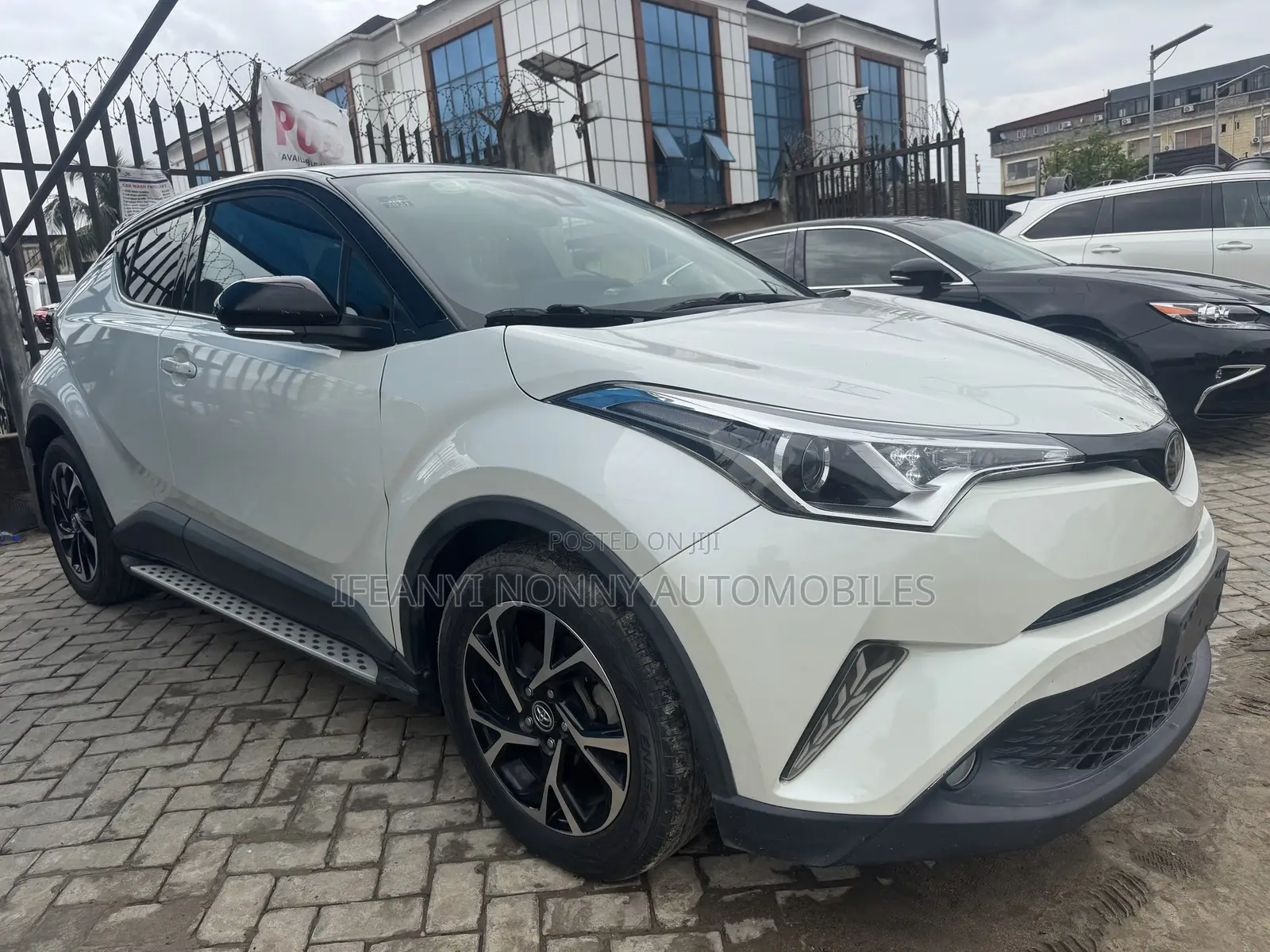 Toyota C-HR 2023 White