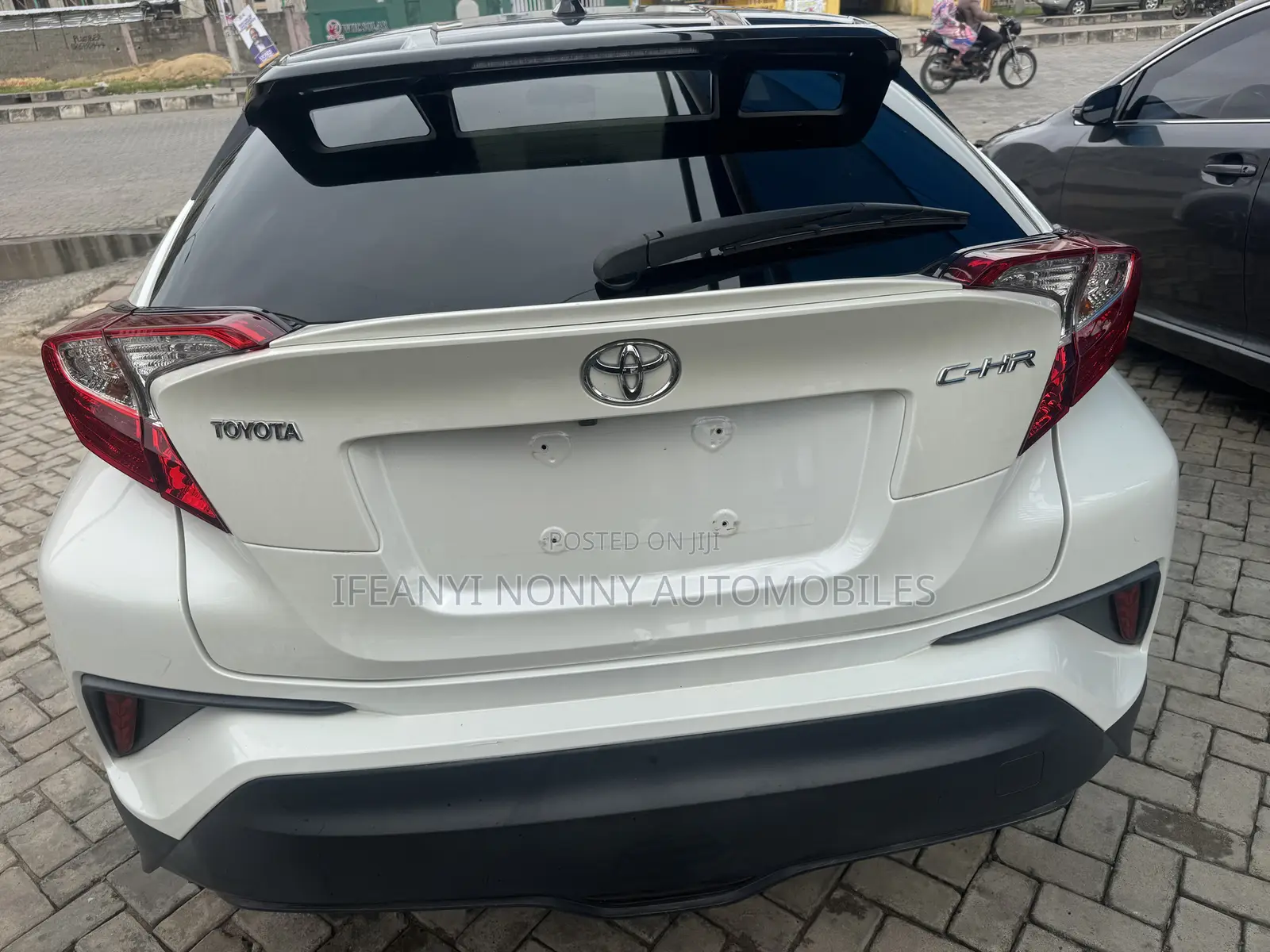 Toyota C-HR 2023 White