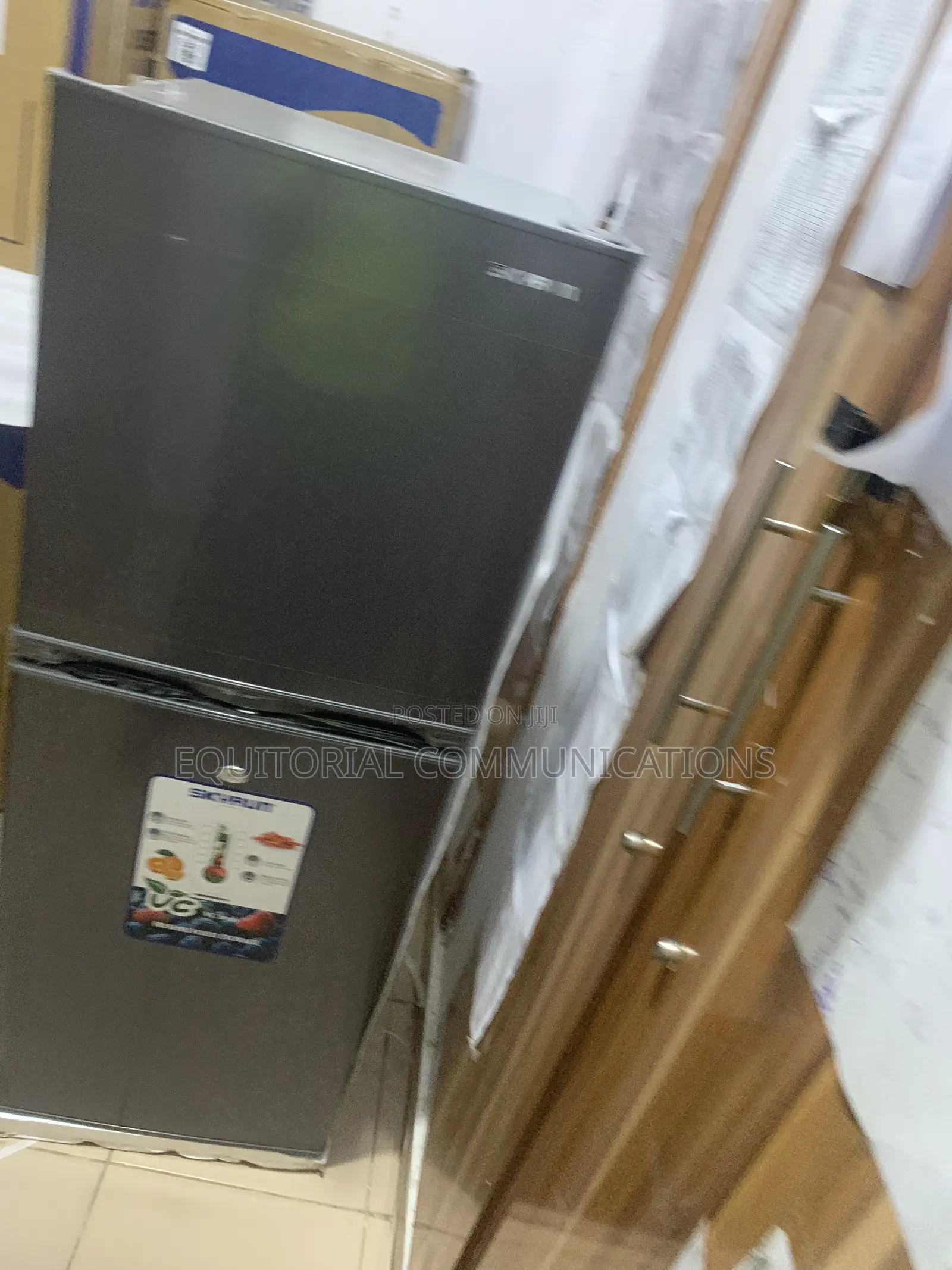 Skyrun 195L Refrigerator for Apartments and Homes