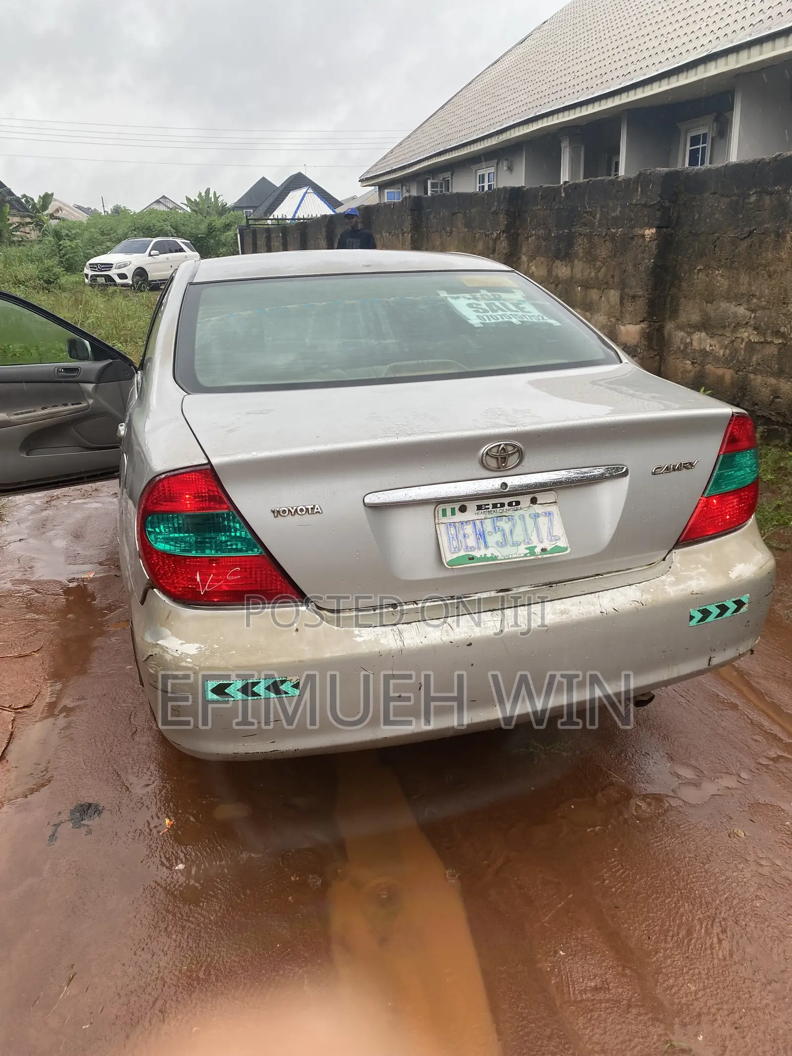 Toyota Camry LE 4dr Sedan (2.4L 4cyl 5A) 2005 Silver