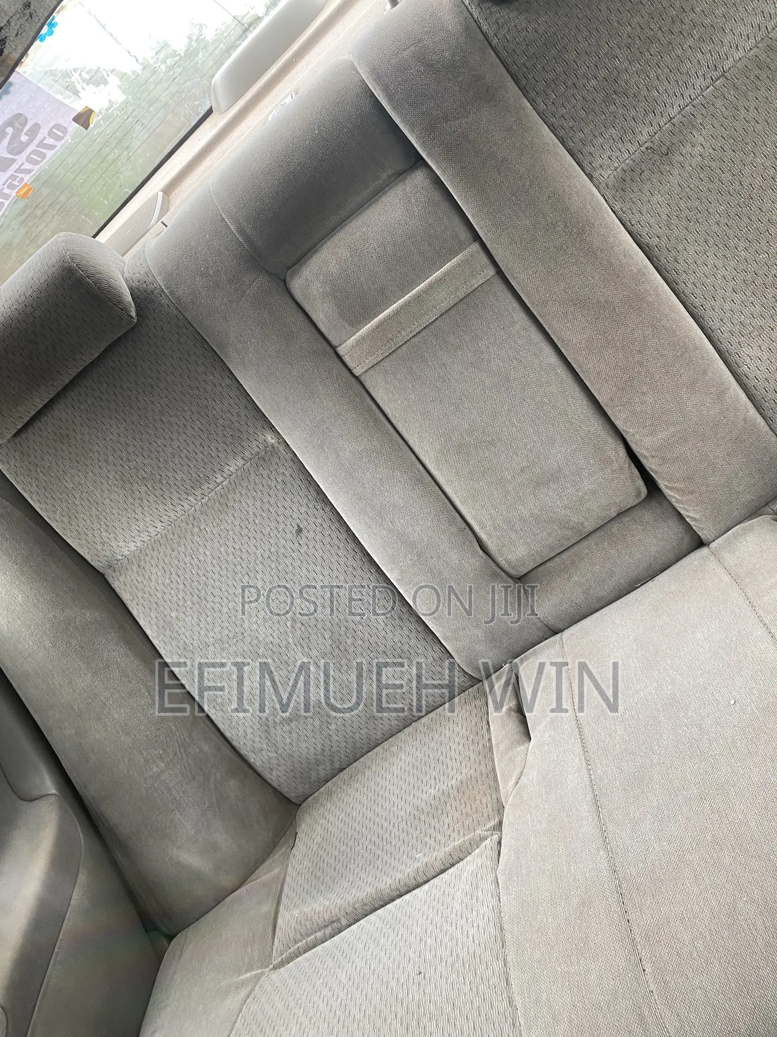 Toyota Camry LE 4dr Sedan (2.4L 4cyl 5A) 2005 Silver