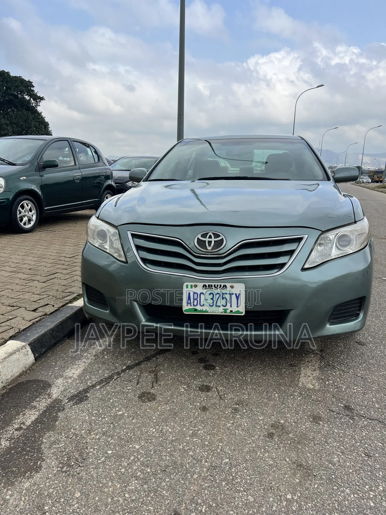 Toyota Camry LE 4dr Sedan (2.5L 4cyl 6AM) 2010 Green