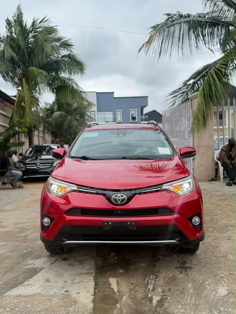 Toyota RAV4 Limited AWD (2.5L 4cyl 6A) 2016 Red
