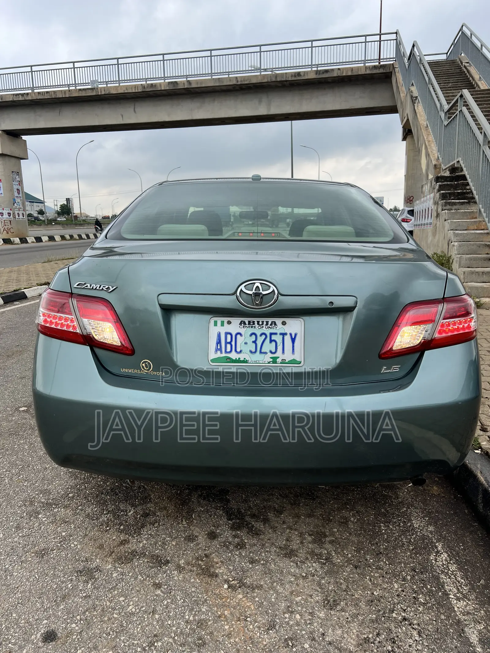 Toyota Camry LE 4dr Sedan (2.5L 4cyl 6AM) 2010 Green