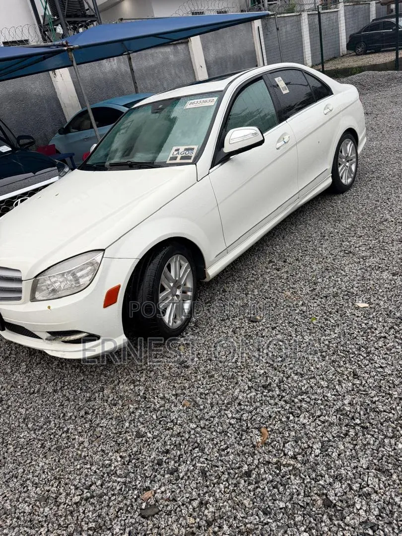 Mercedes-Benz C300 2008 White