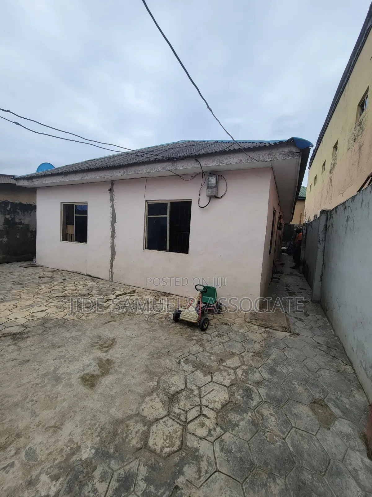 Furnished Mini Flat in Ayobo for rent