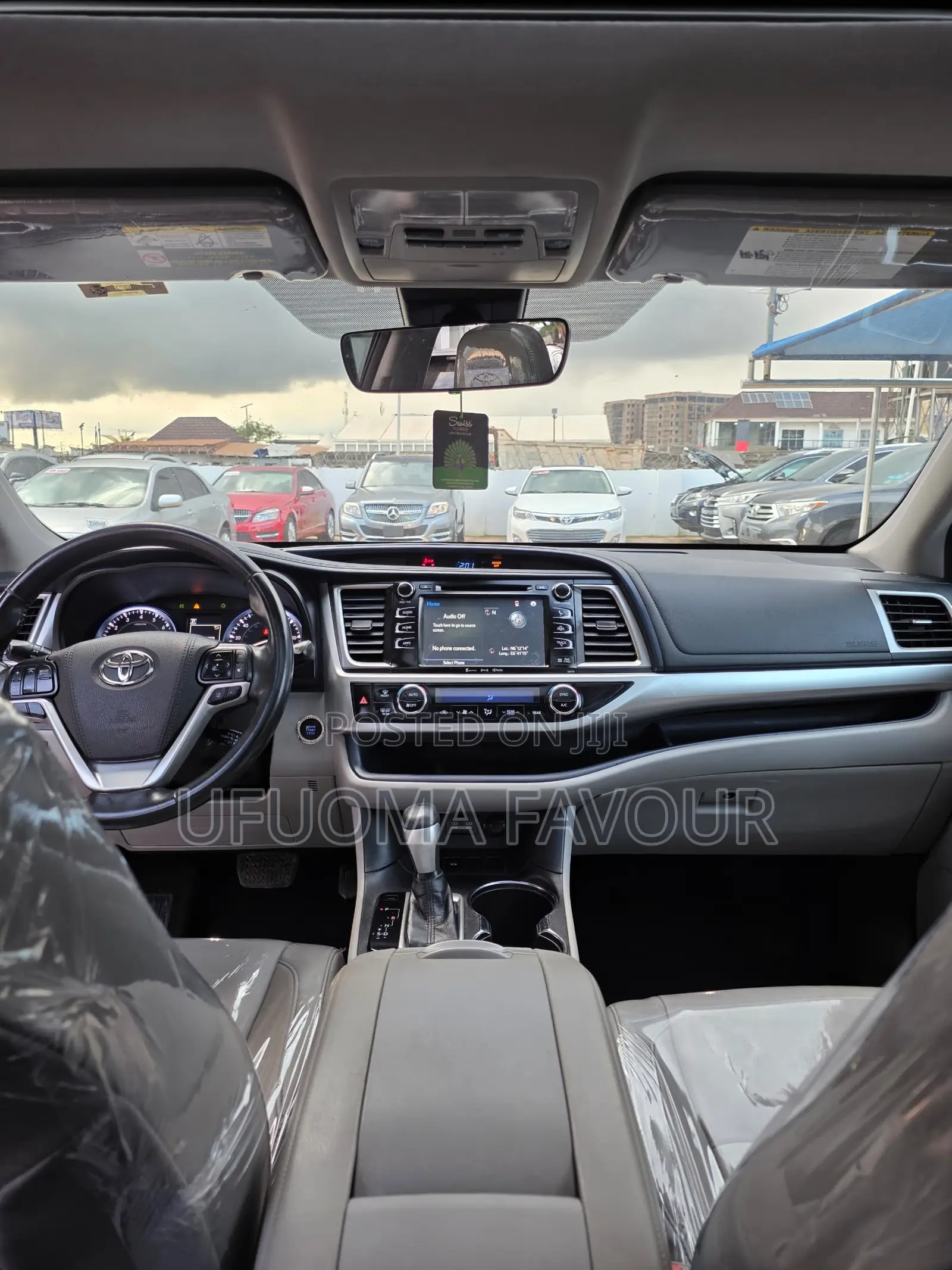 Toyota Highlander XLE 4x2 V6 (3.5L 6cyl 8A) 2018 White