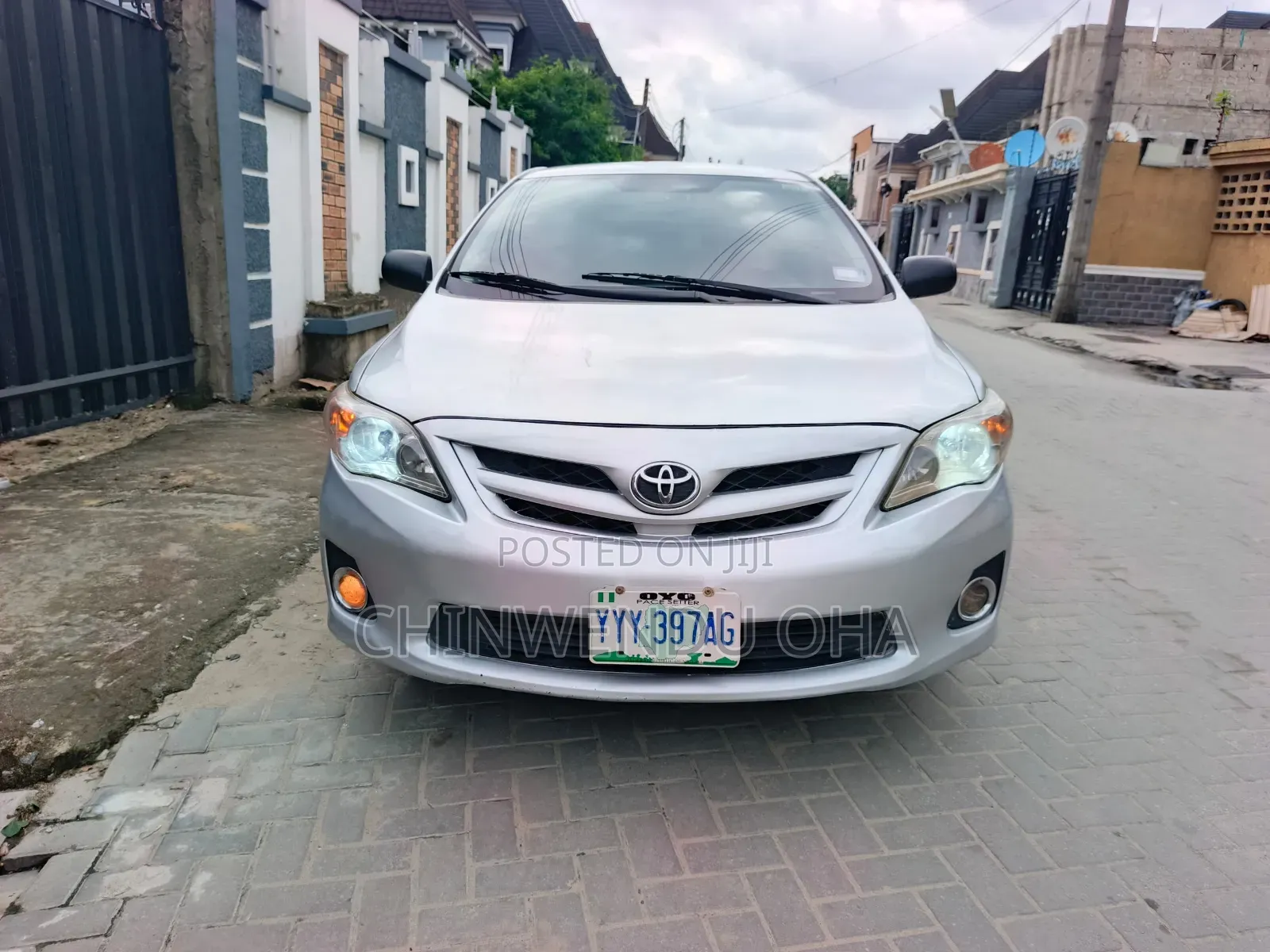 Toyota Corolla 2011 Silver