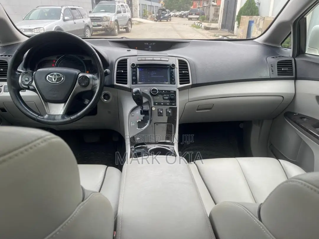Toyota Venza 2015 White