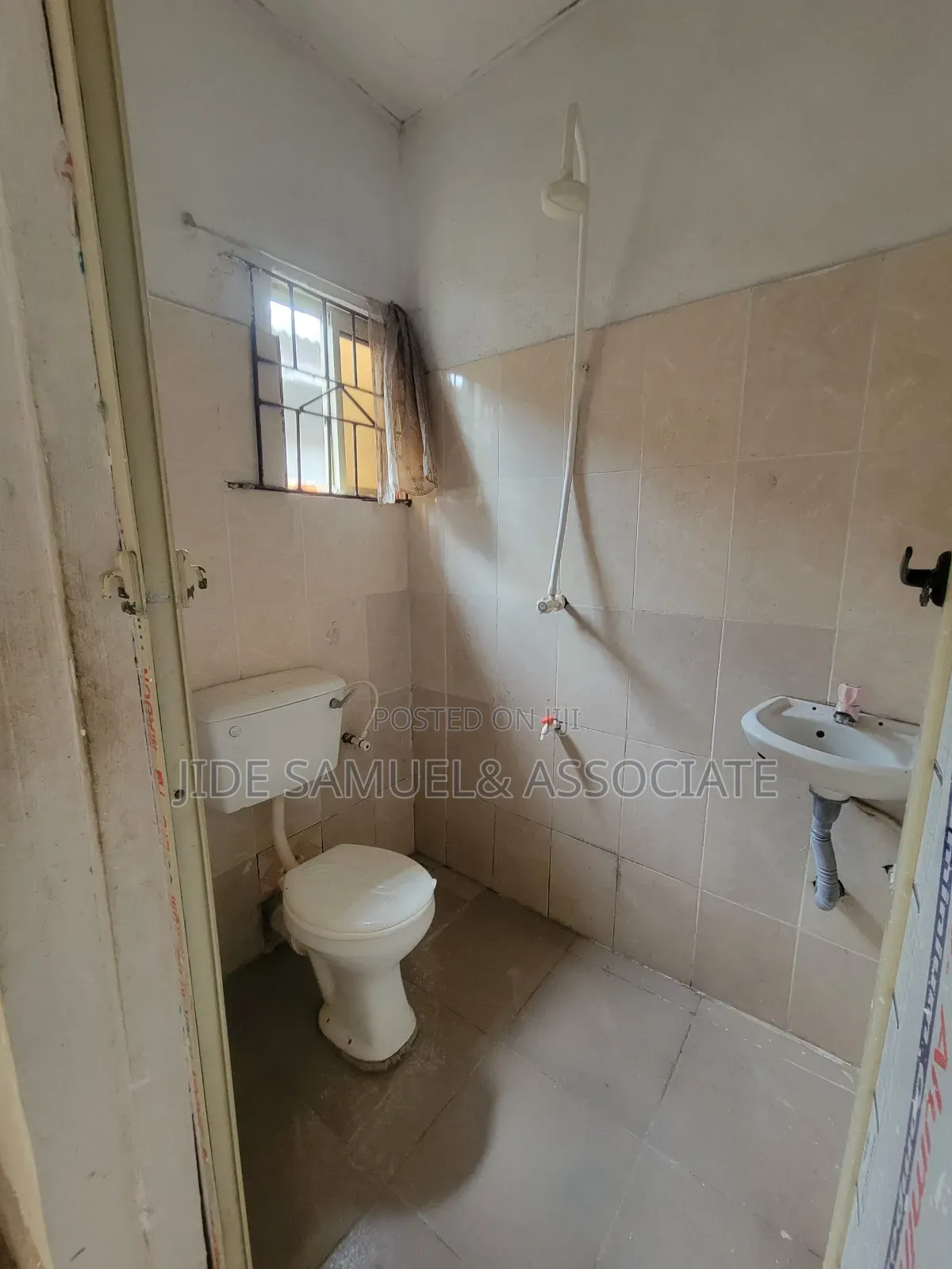 Furnished Mini Flat in Ayobo for rent