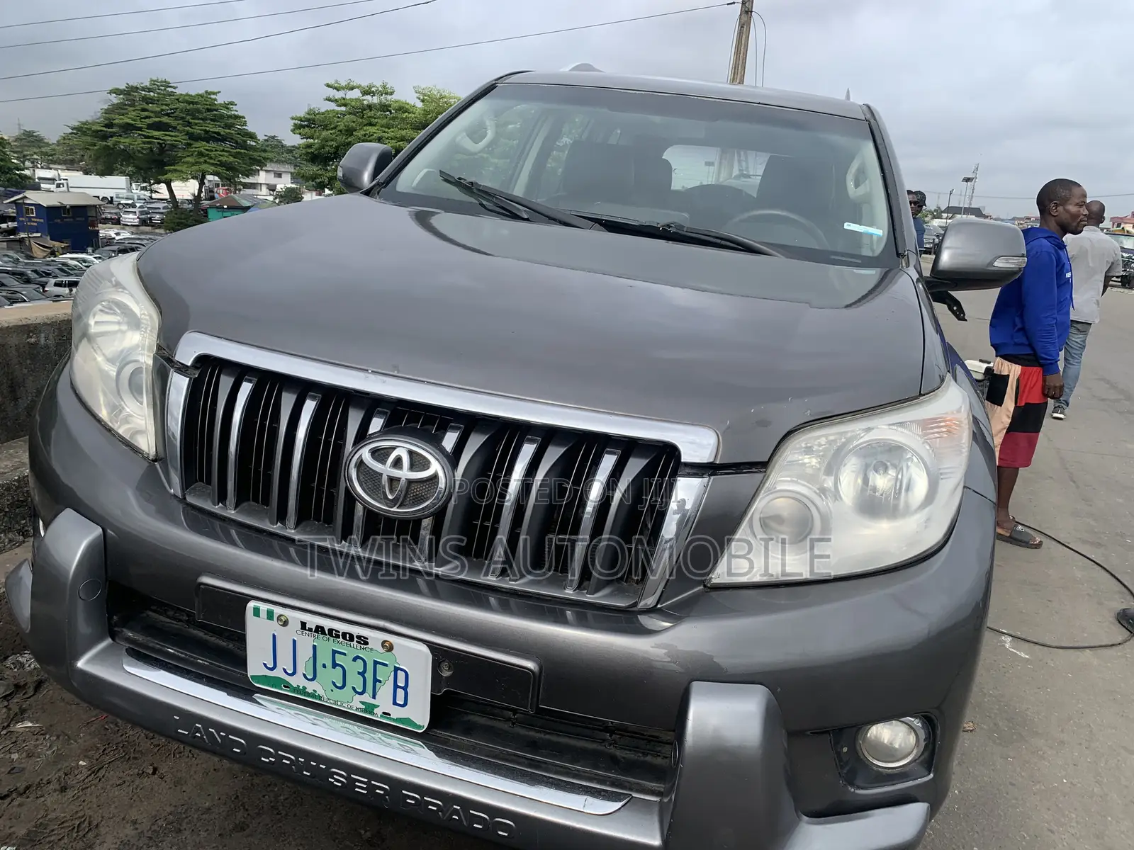 Toyota Land Cruiser Prado 2015 Gray