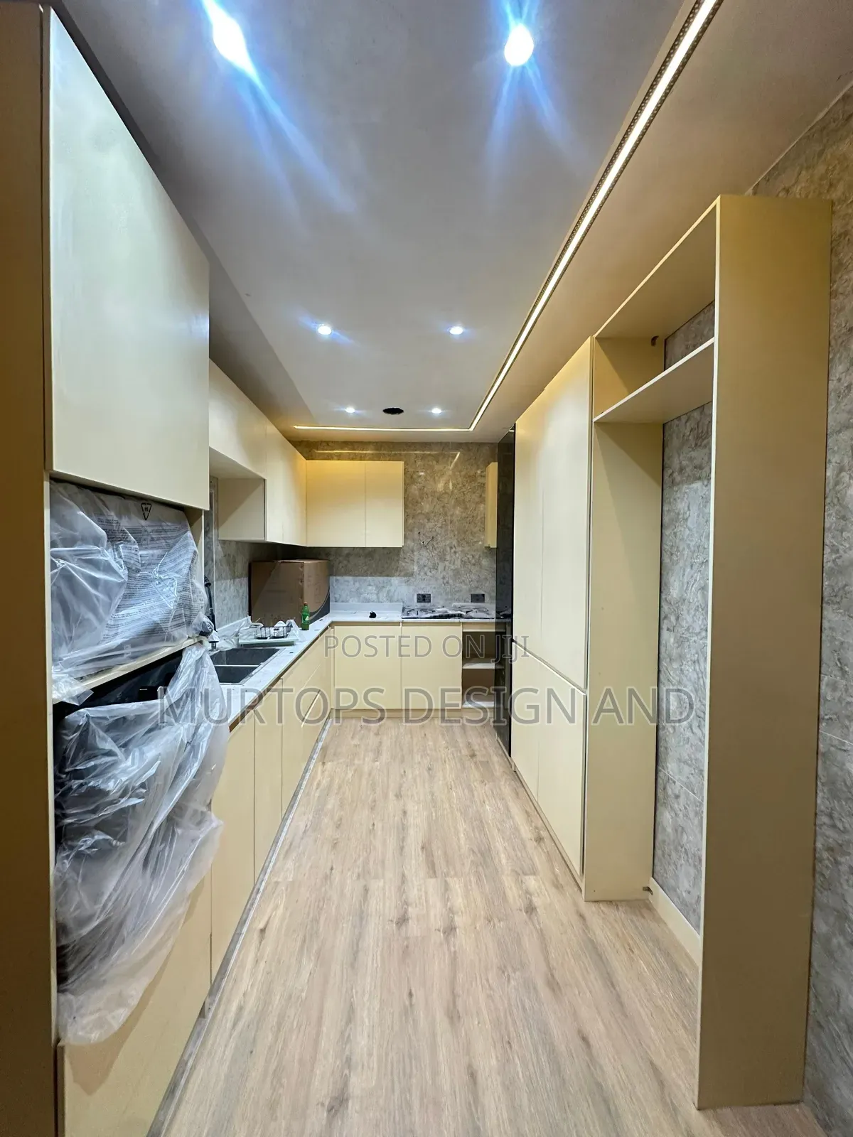 2bdrm Maisonette in Ikate for sale