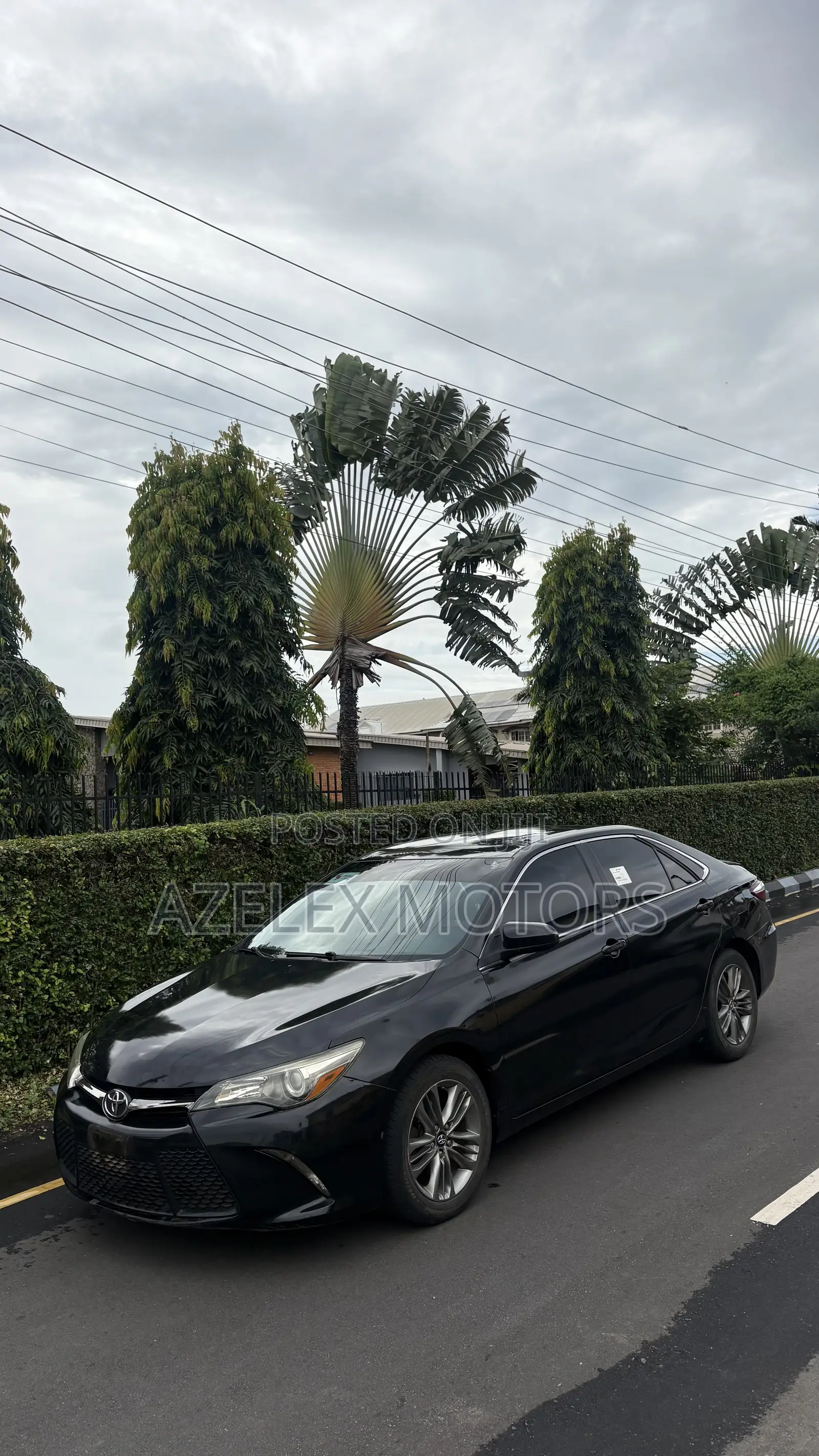Toyota Camry SE w/Special Edition Pkg (2.5L 4cyl 6A) 2016 Black