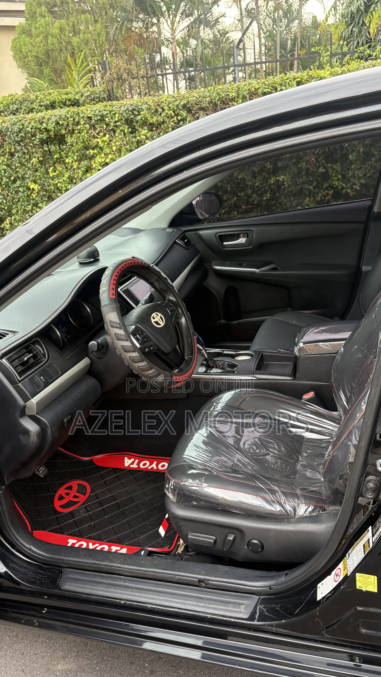 Toyota Camry SE w/Special Edition Pkg (2.5L 4cyl 6A) 2016 Black