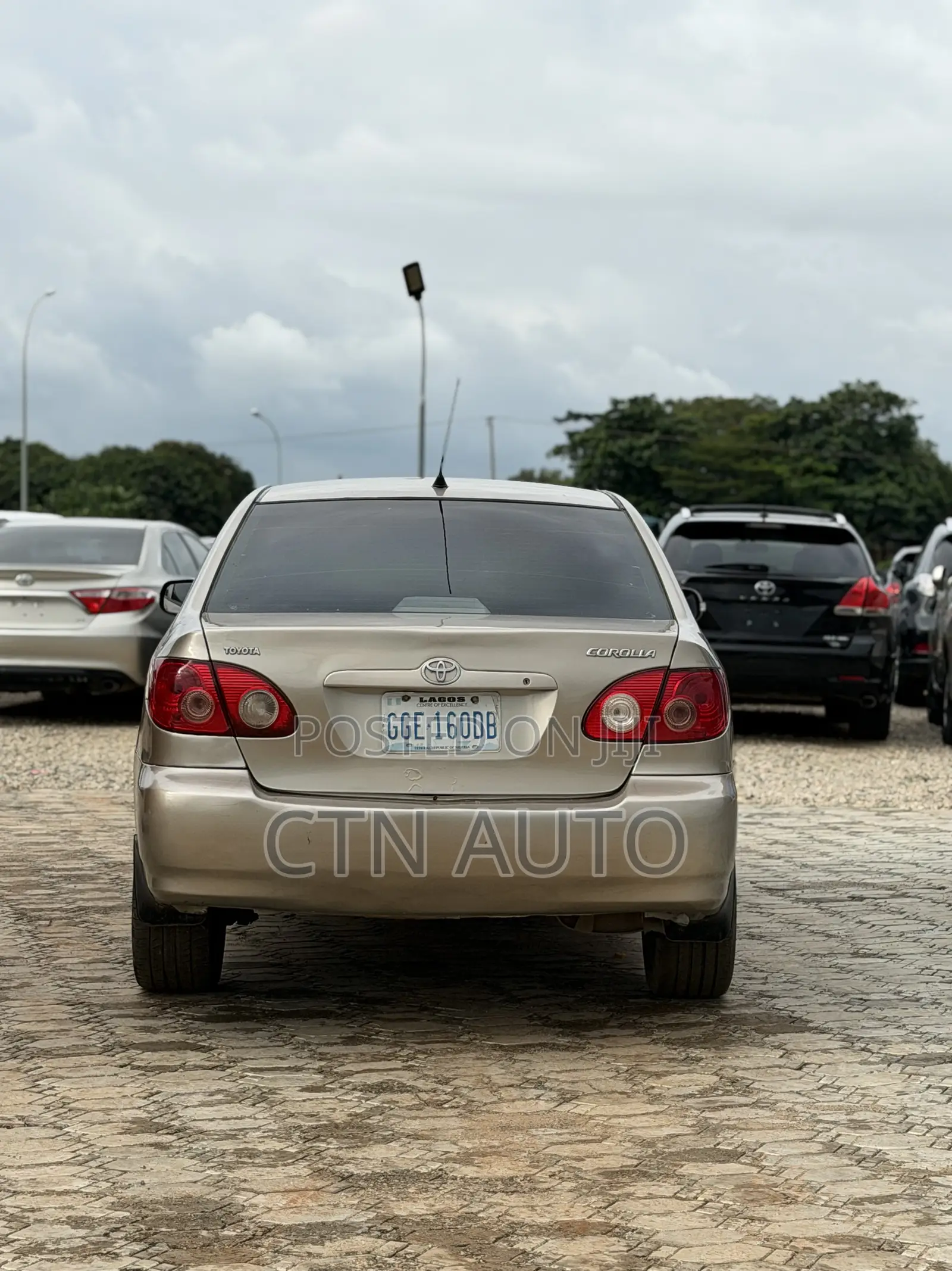 Toyota Corolla 2006 Gold