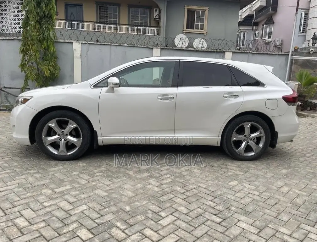 Toyota Venza 2015 White