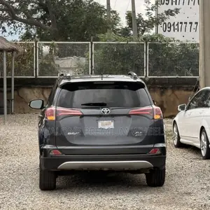 Toyota RAV4 2018 Gray