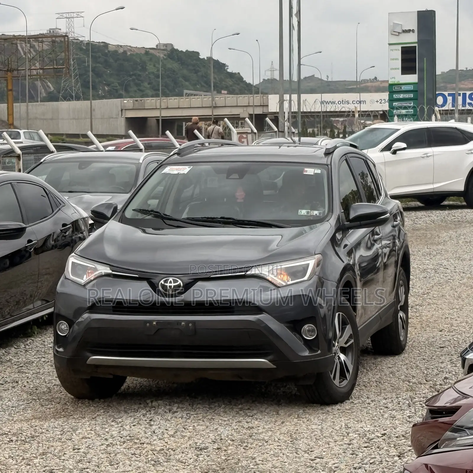 Toyota RAV4 2018 Gray