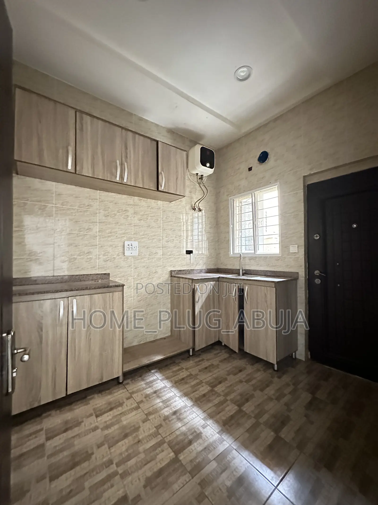 2bdrm Block of Flats in Rock View Estate, Dawaki for rent