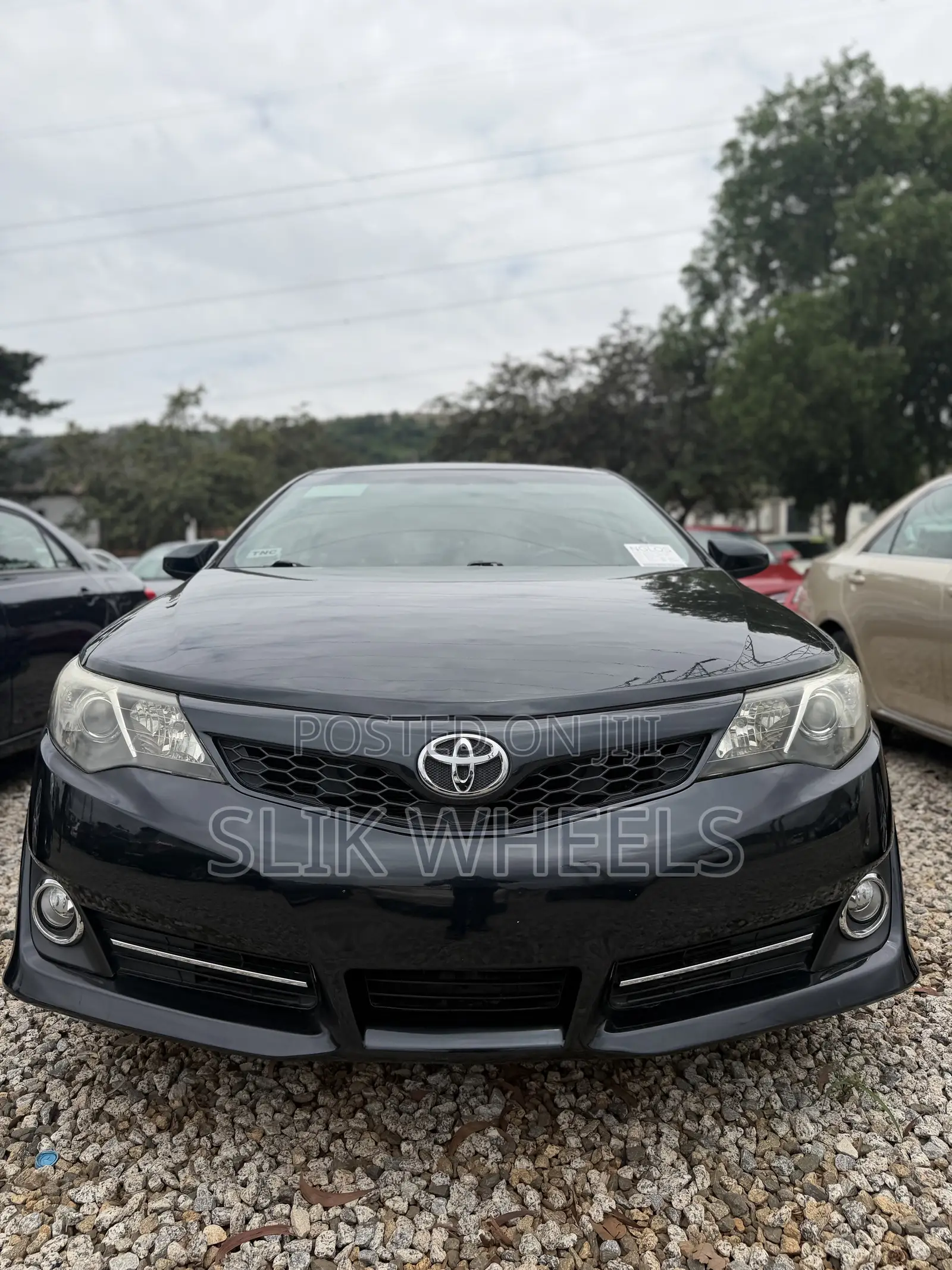 Toyota Camry SE 4dr Sedan (2.5L 4cyl 6A) 2013 Blue