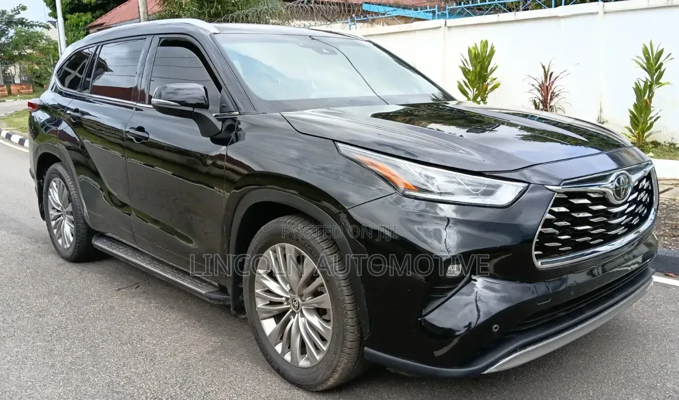 Toyota Highlander Platinum 2022 Matt Black