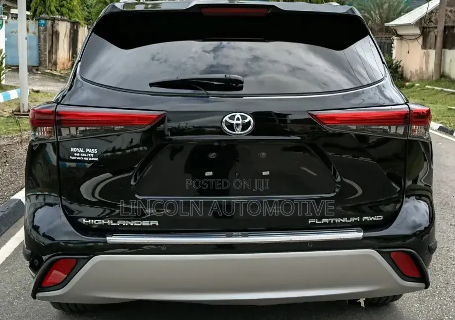 Toyota Highlander Platinum 2022 Matt Black