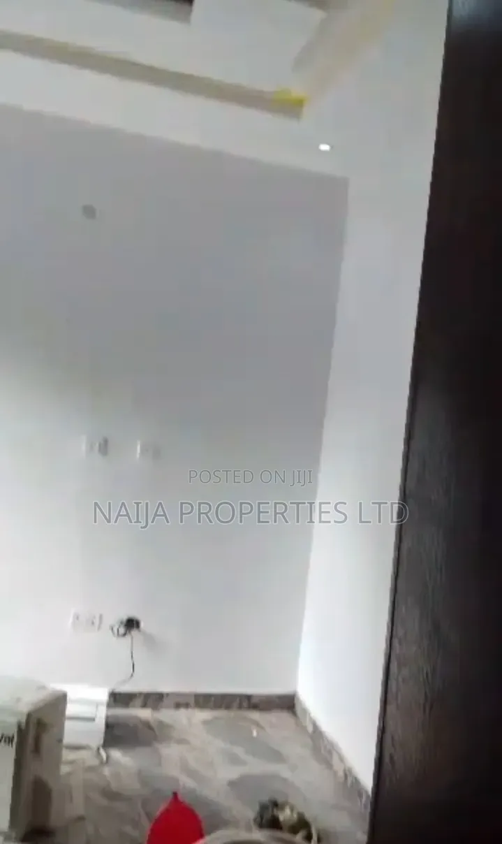 Studio Apartment in Abijo Gra for rent
