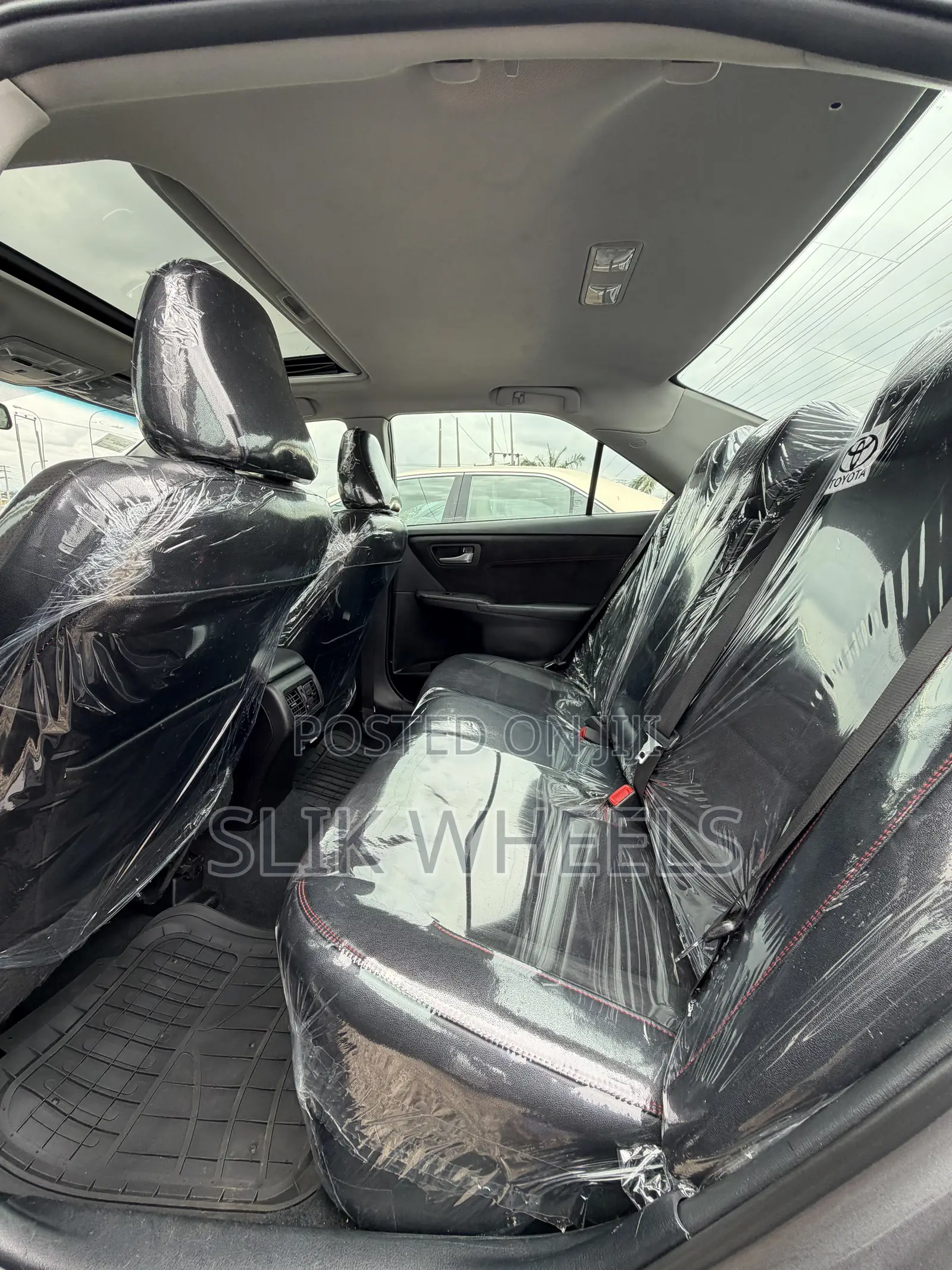Toyota Camry XSE 4dr Sedan (2.5l 4cyl 6A) 2016 Gray