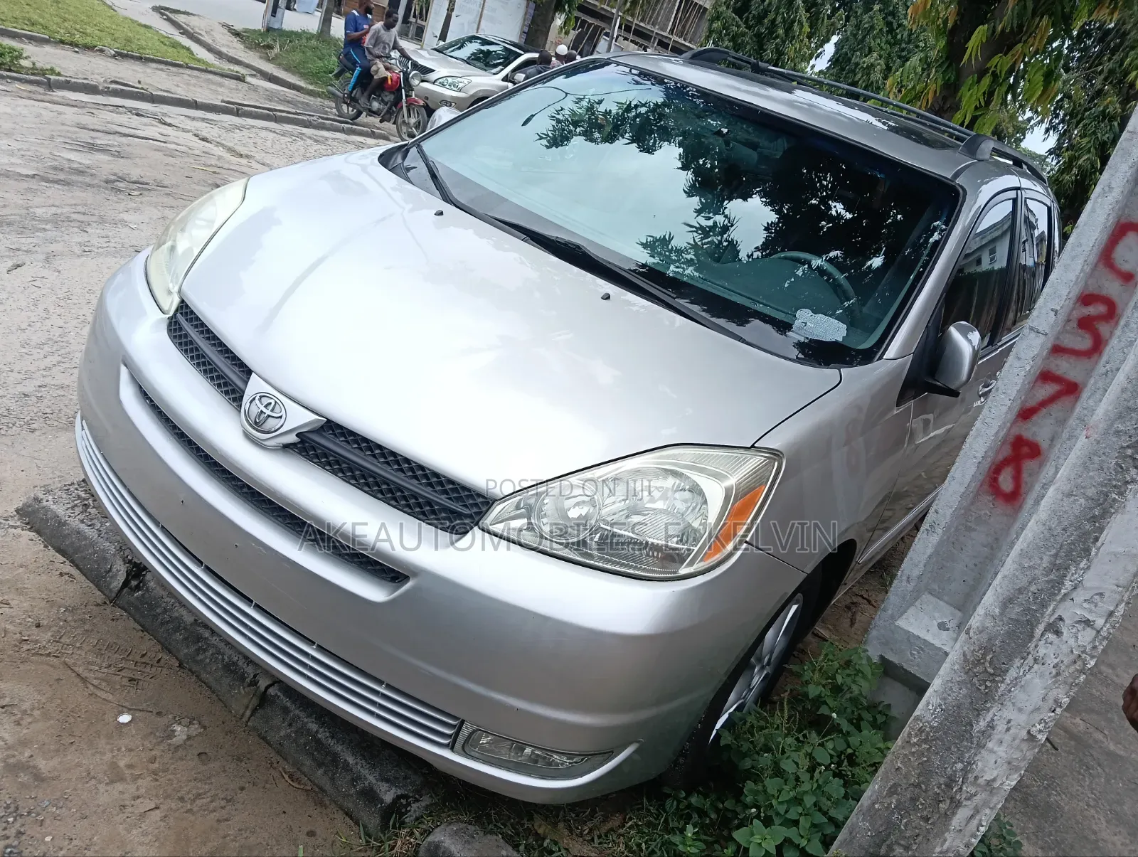 Toyota Sienna XLE 2005 Silver