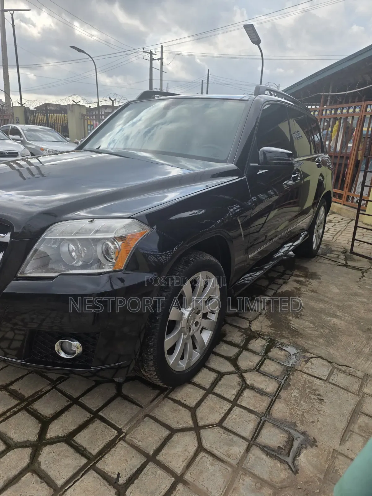 Mercedes-Benz GLK-Class 350 4MATIC 2010 Black