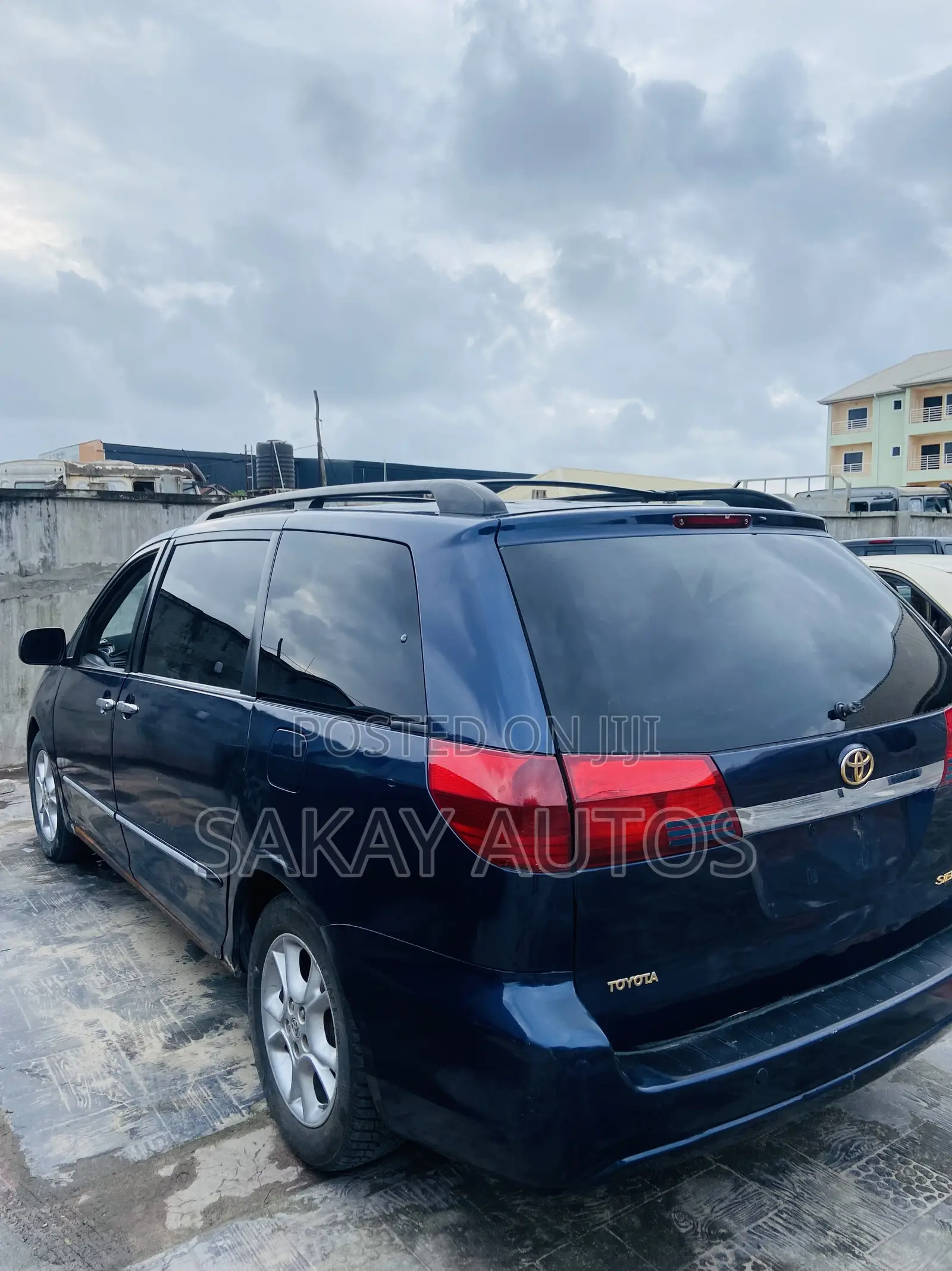Toyota Sienna 2005 Blue