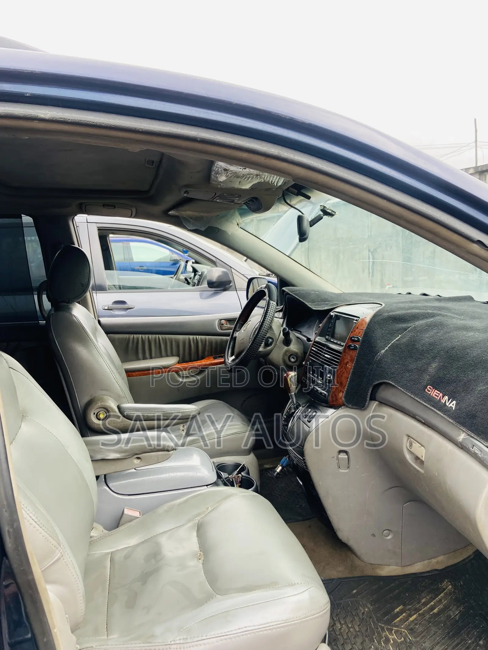 Toyota Sienna 2005 Blue