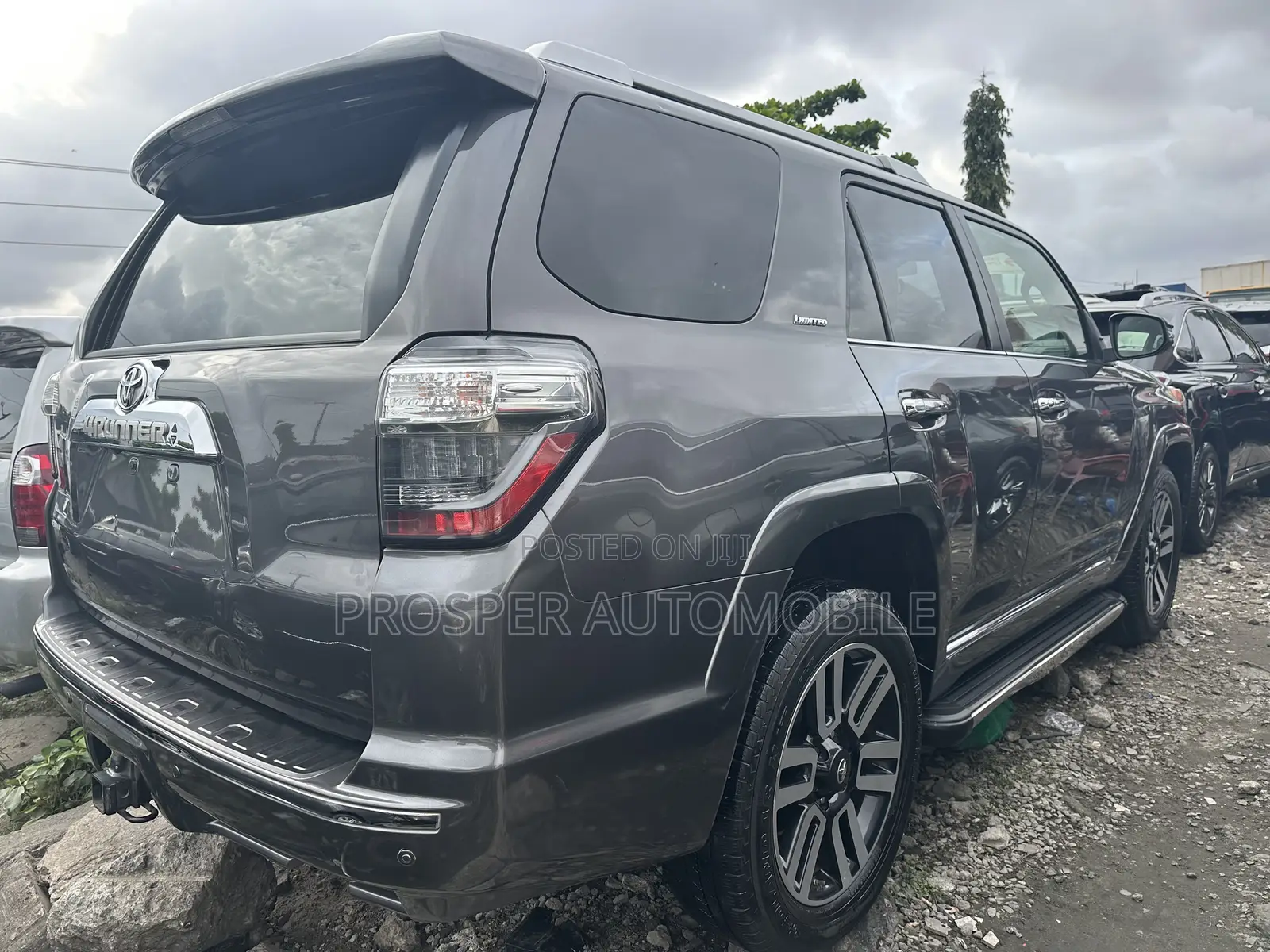 Toyota 4-Runner Limited 4dr SUV 4WD (4.0L 6cyl 5A) 2015 Gray