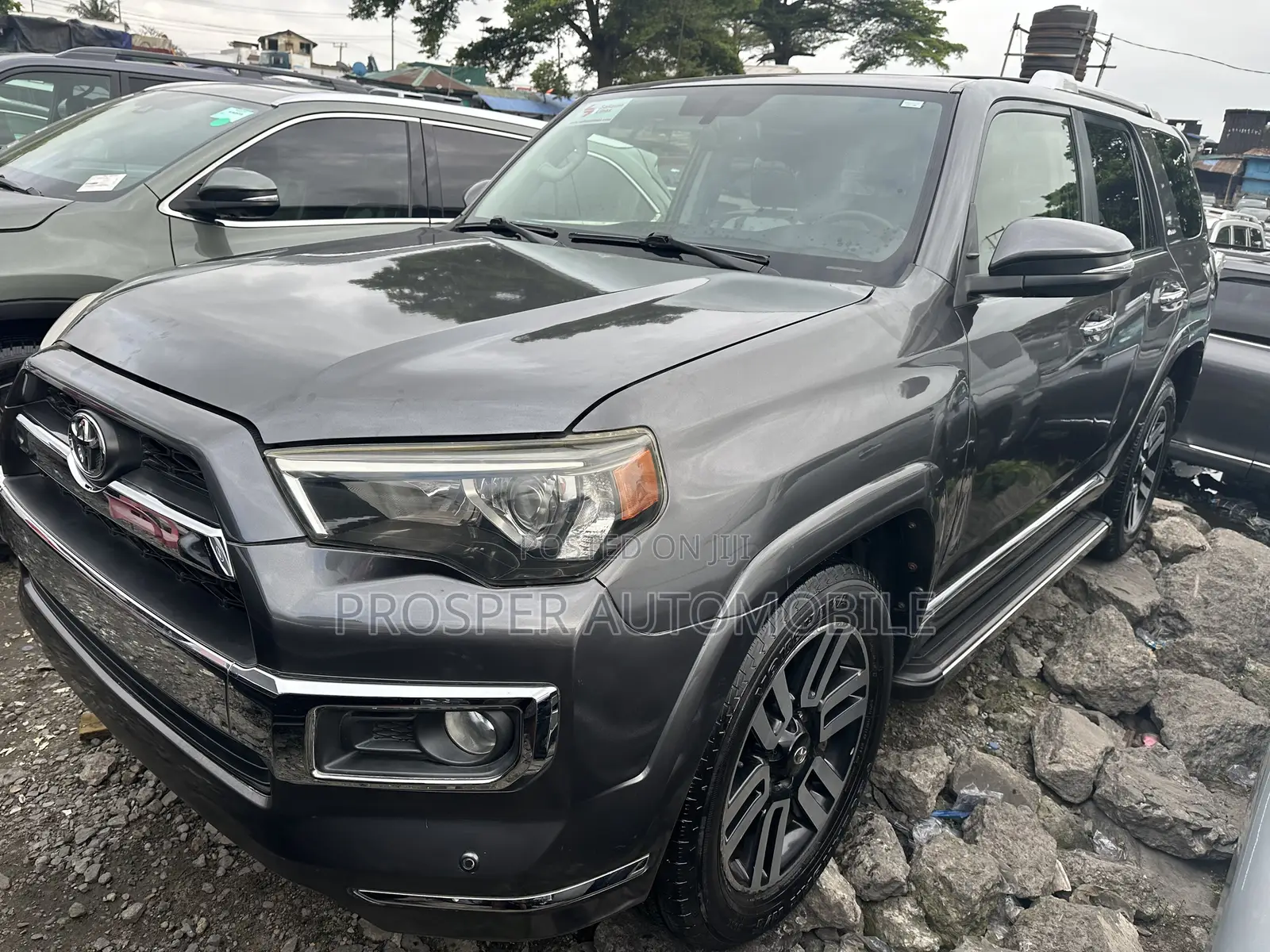 Toyota 4-Runner Limited 4dr SUV 4WD (4.0L 6cyl 5A) 2015 Gray